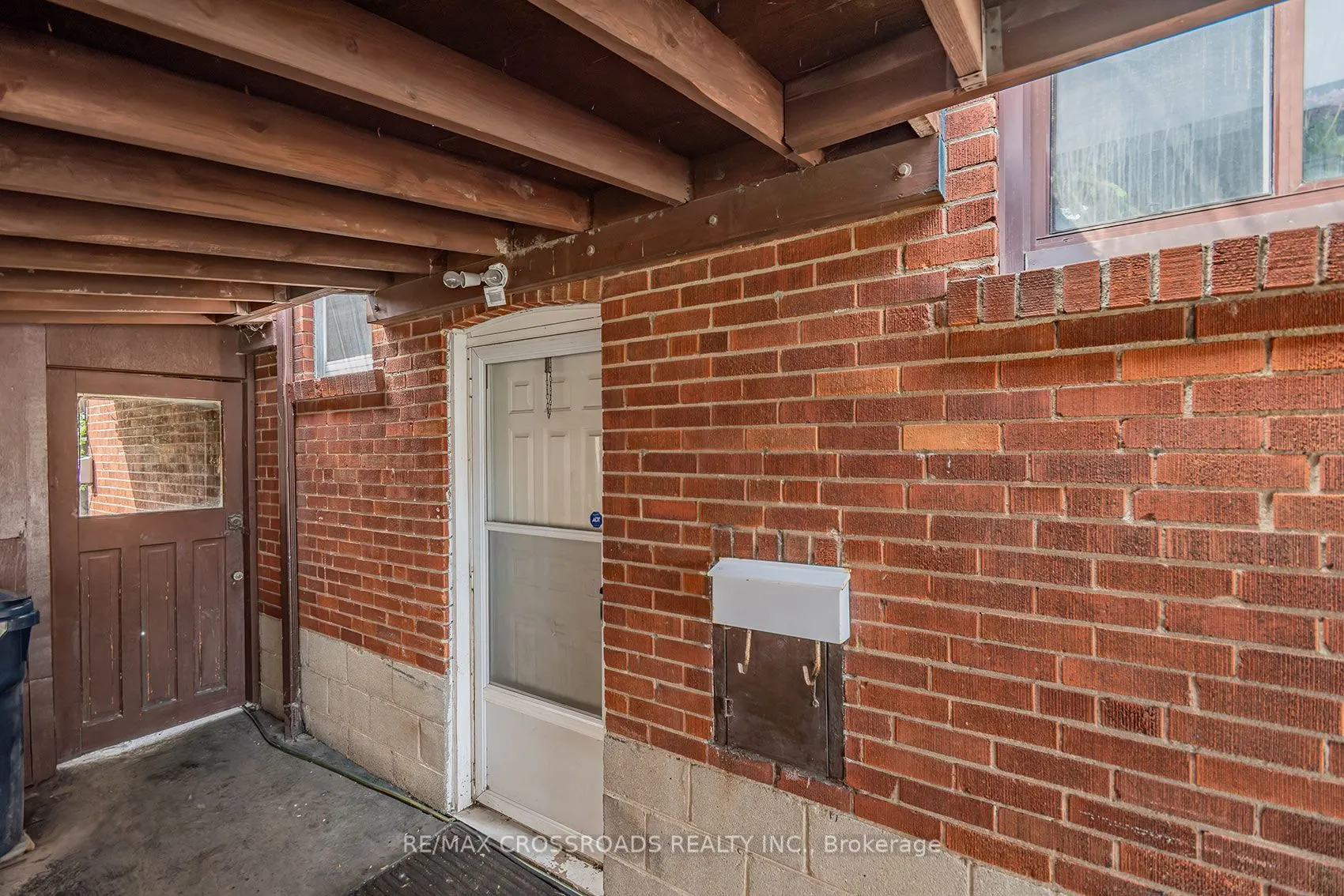 1028 Kennedy Road