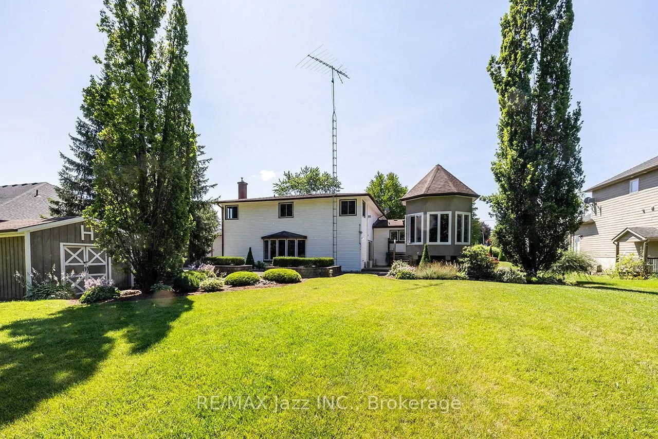 624 Roselawn Avenue