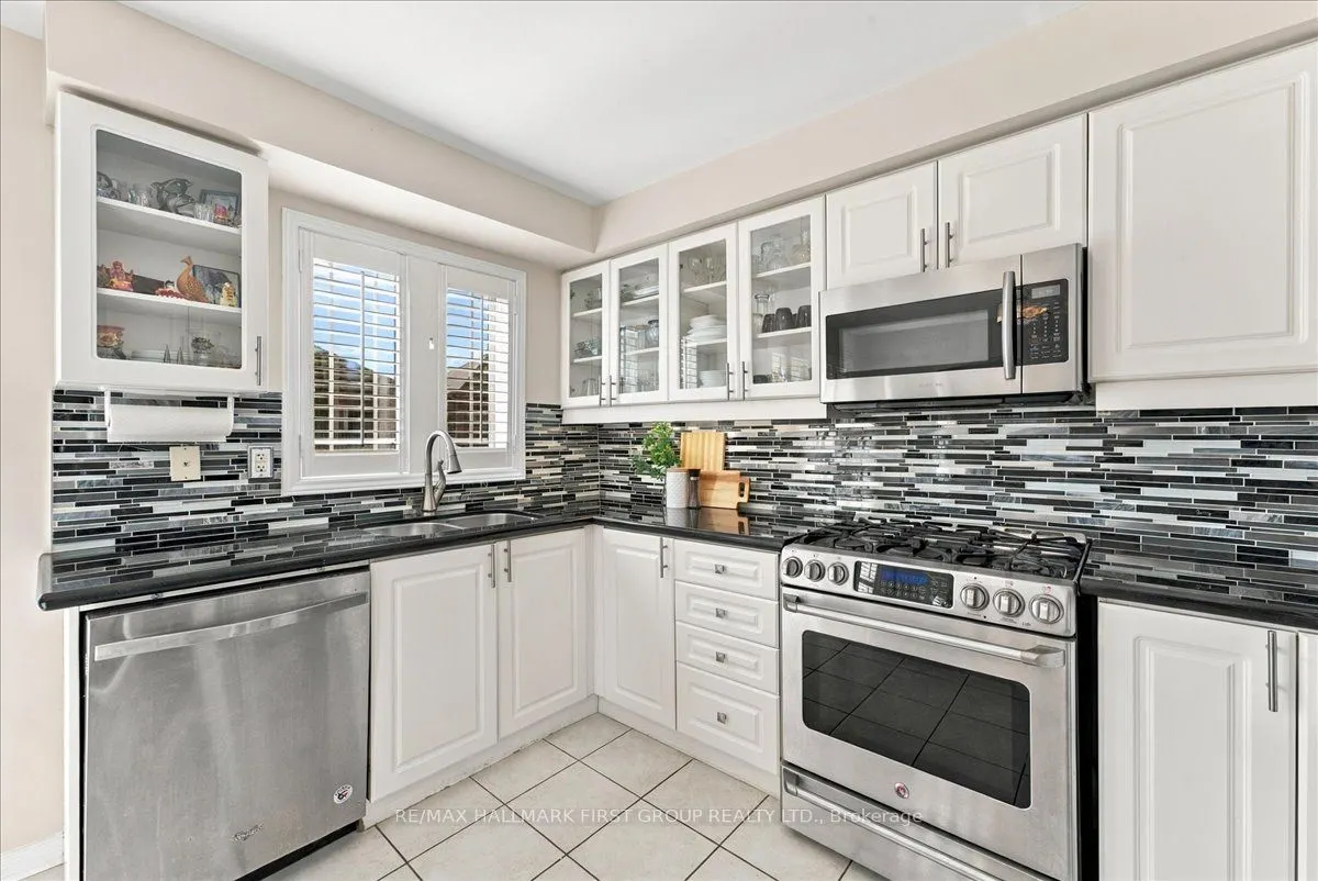 14 Hollier Drive