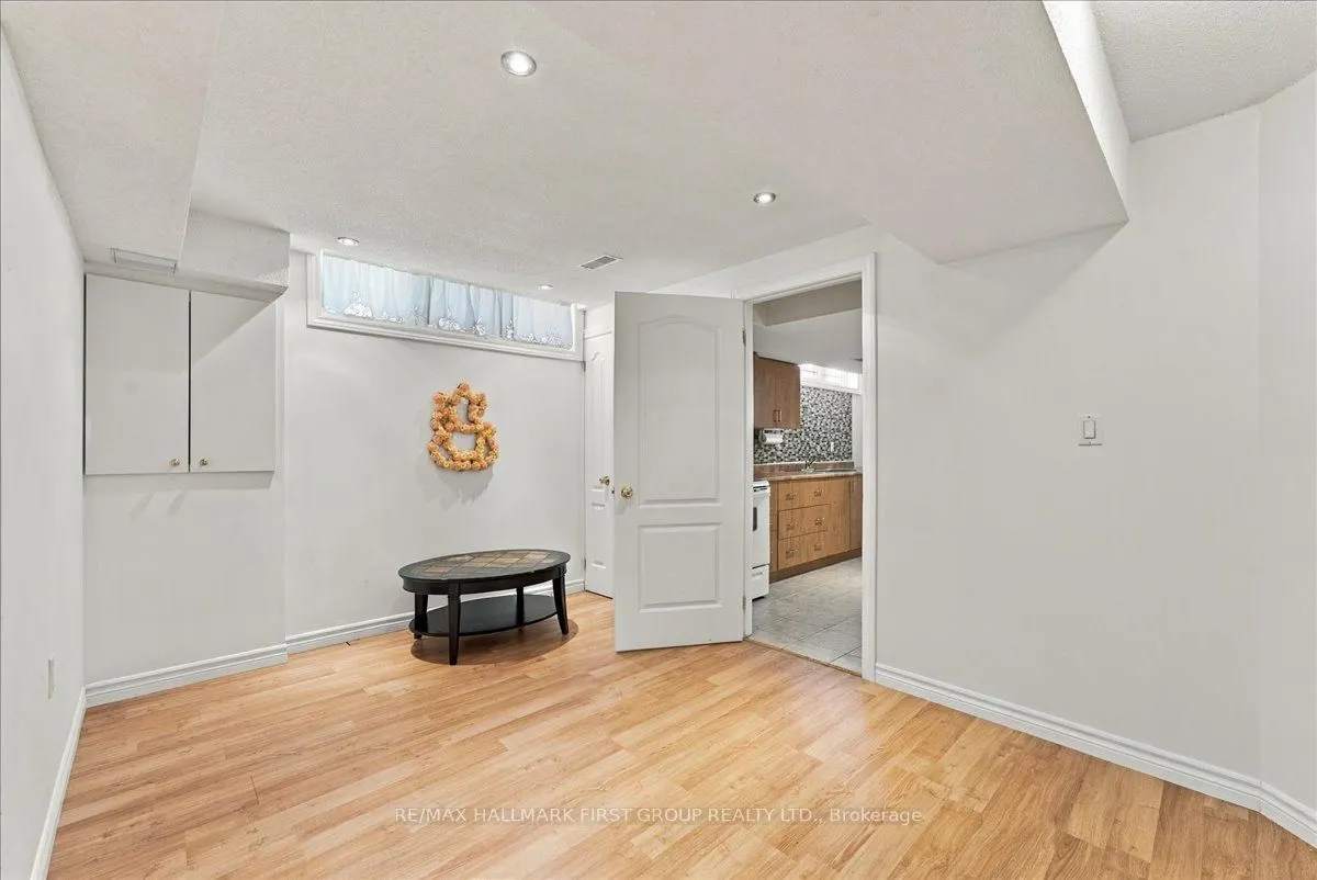 14 Hollier Drive