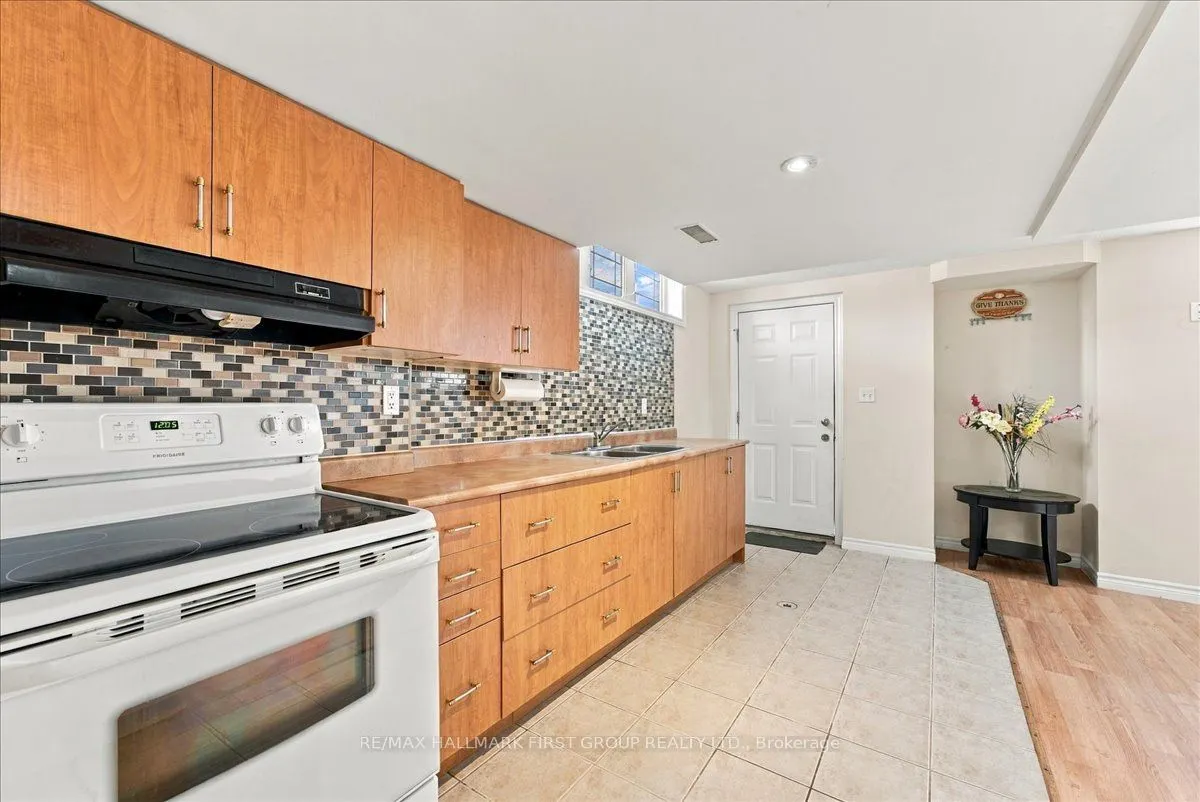 14 Hollier Drive
