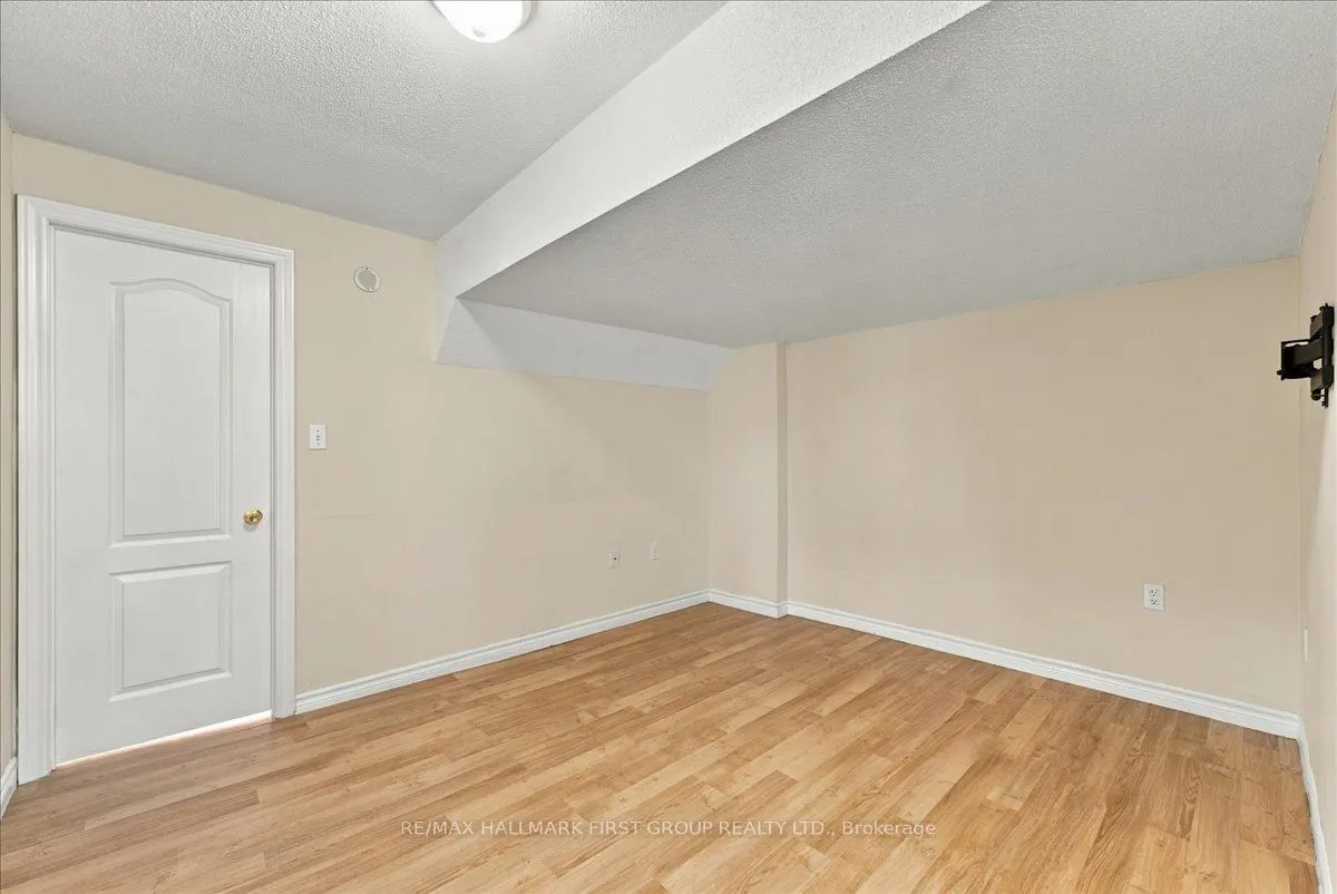 14 Hollier Drive