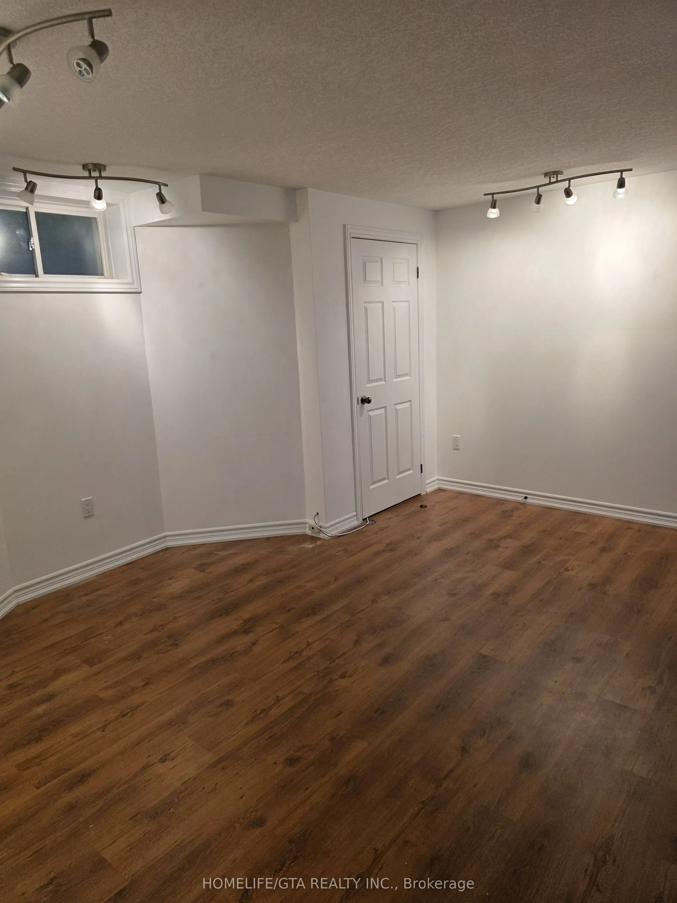 591 Oxbow Crescent