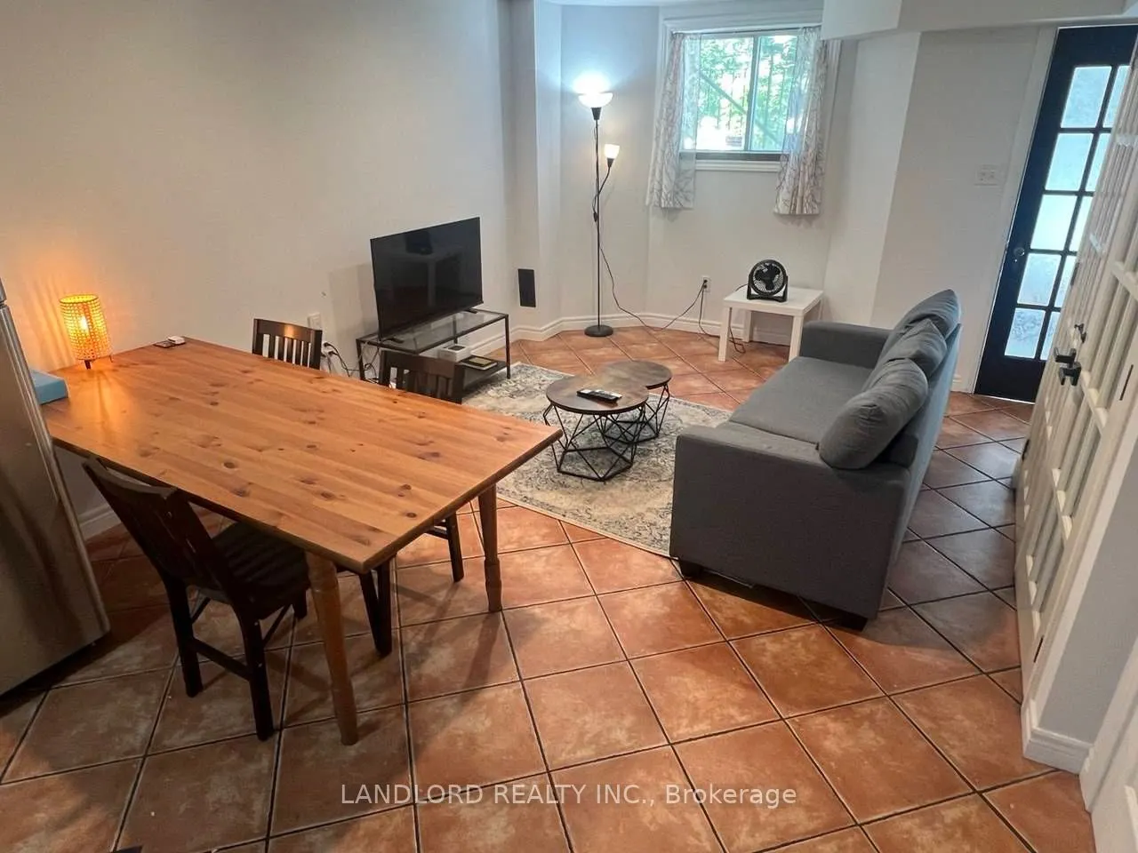 41 Aldwych Avenue #Lower