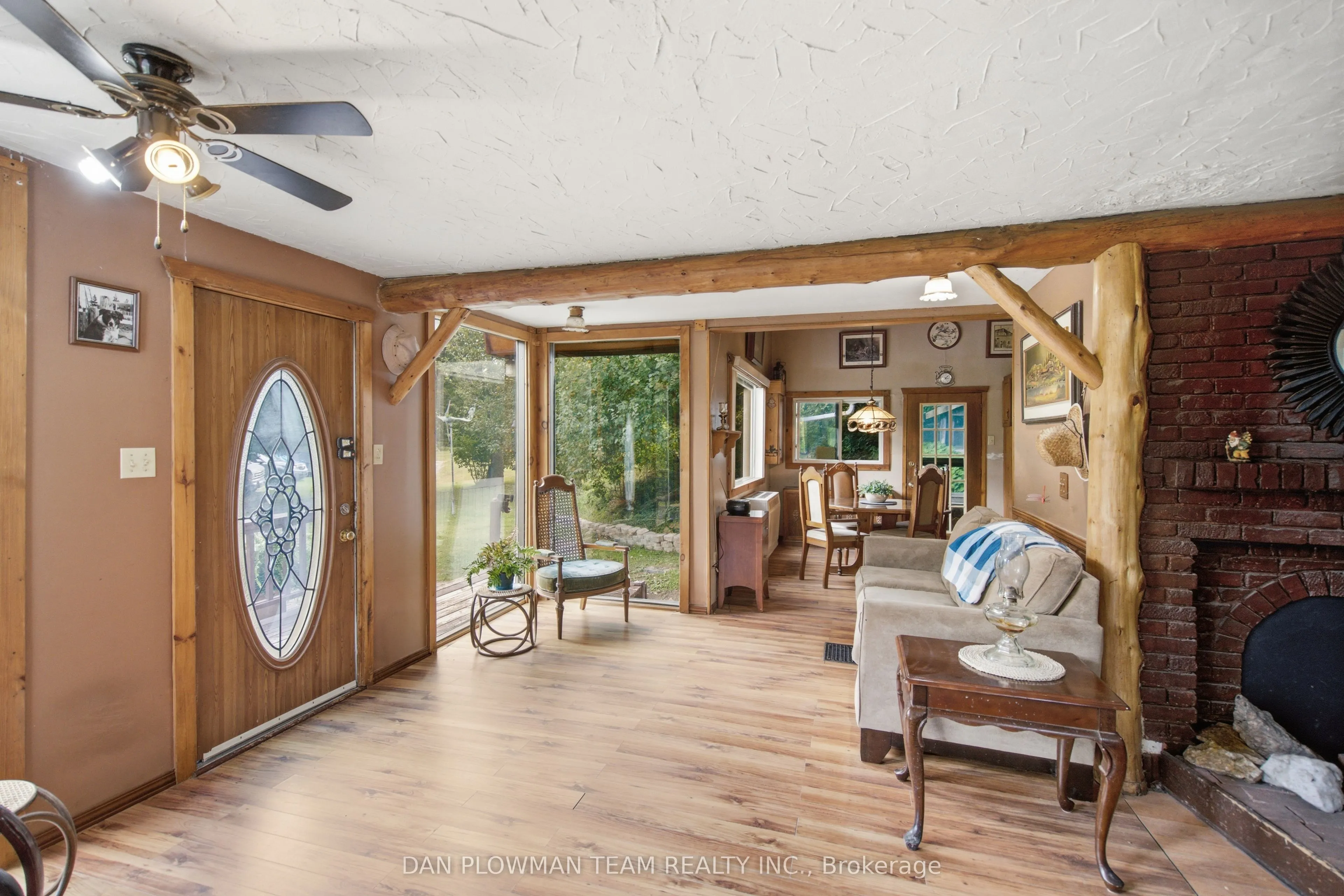 6458 Gibbs Road