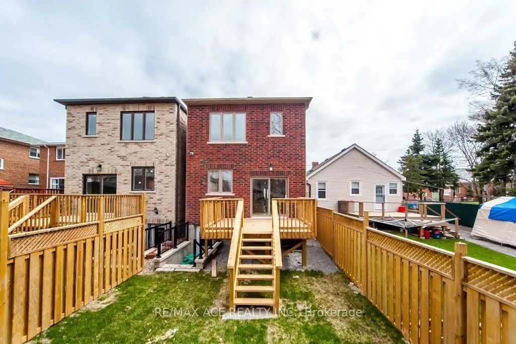 48A Leyton Avenue