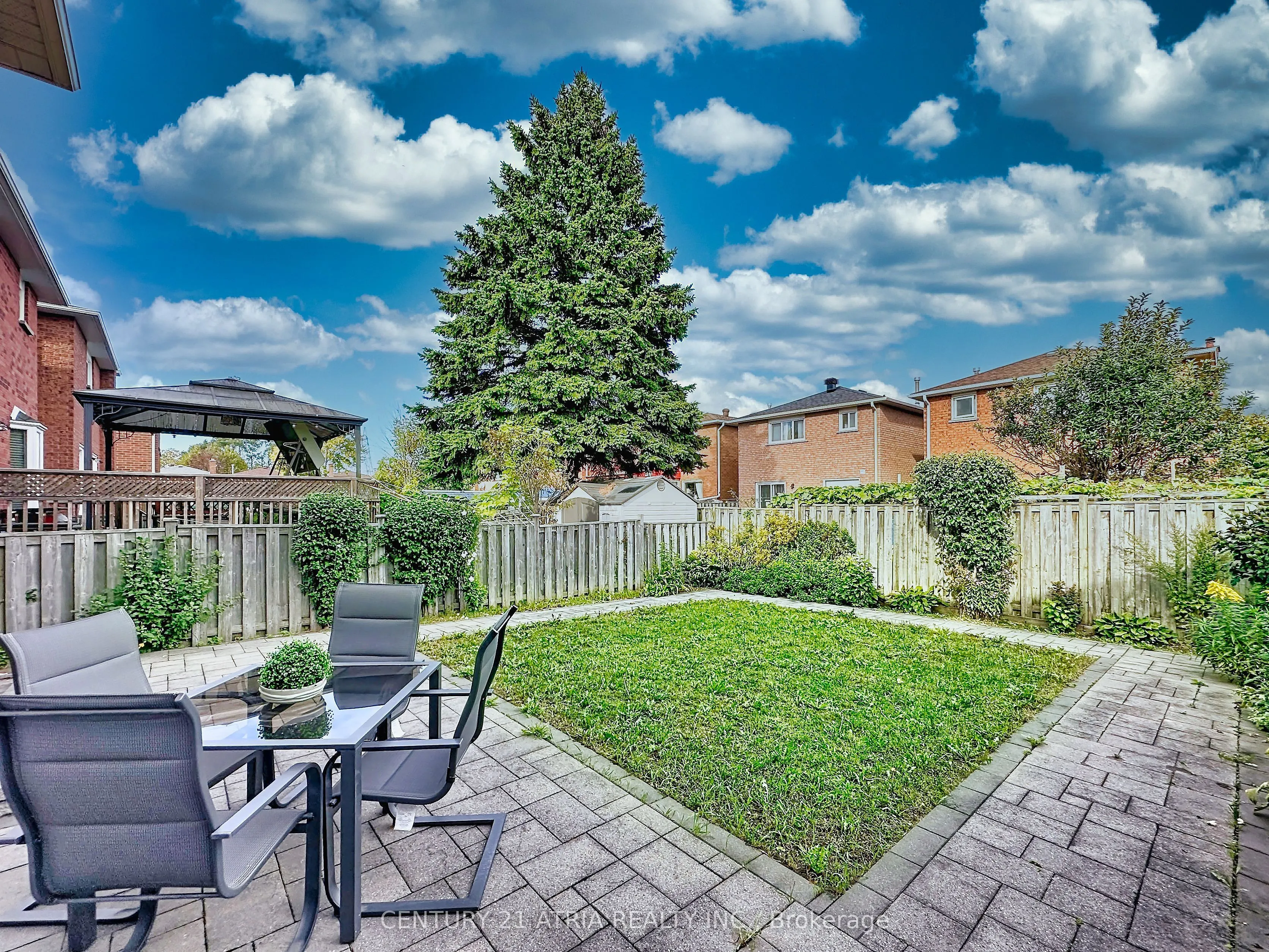 58 Danjohn Crescent
