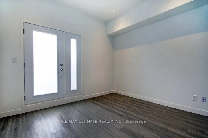 492 Danforth Avenue #2