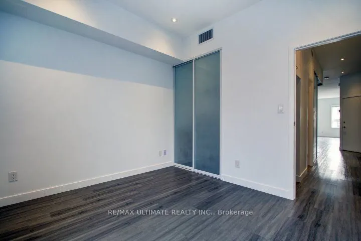 492 Danforth Avenue #2