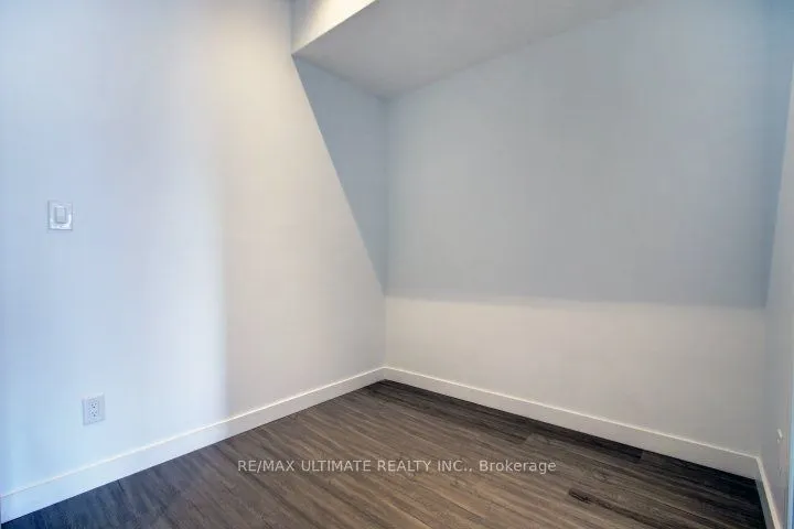 492 Danforth Avenue #2