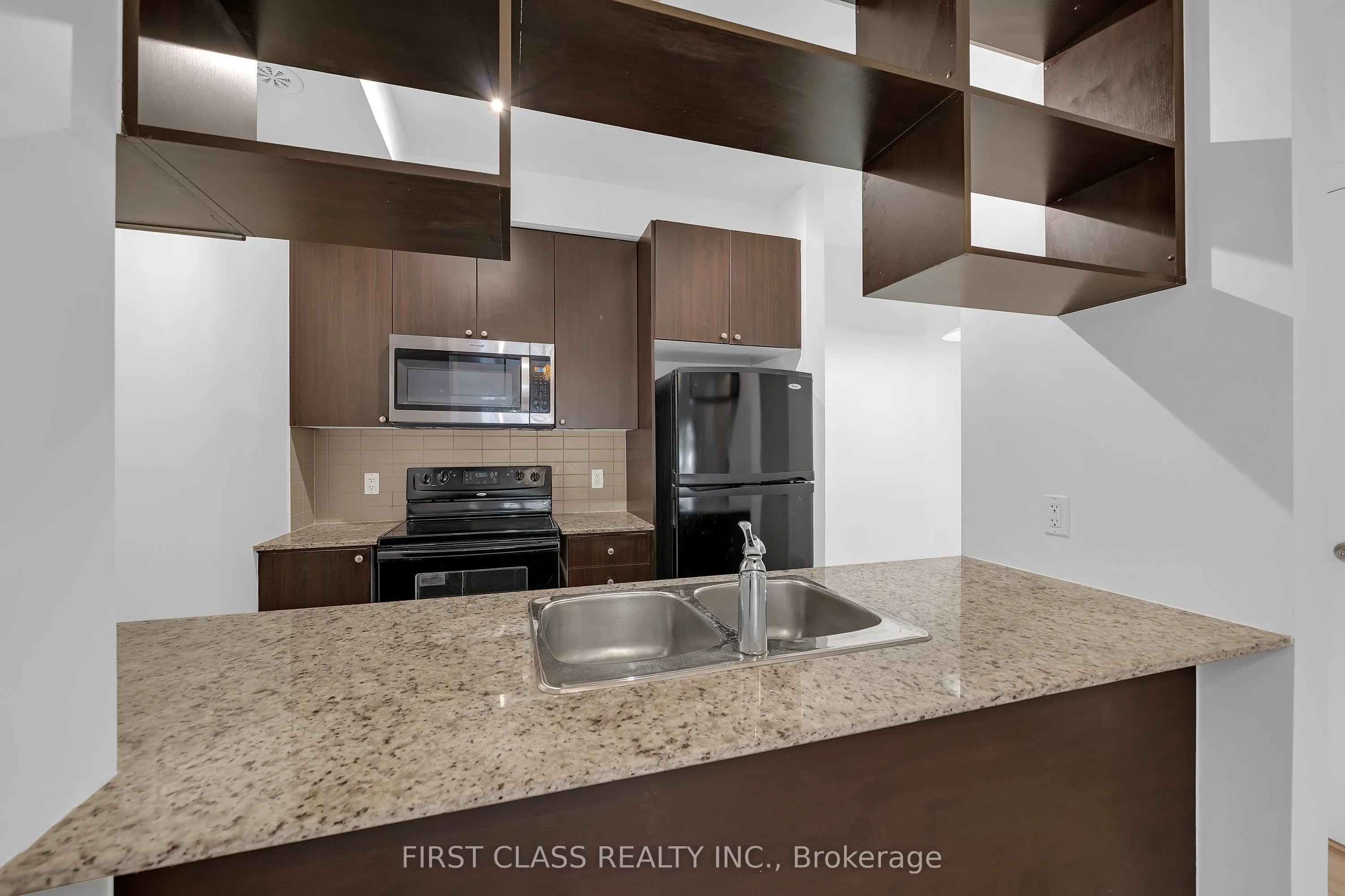 310 Village Green Square #14