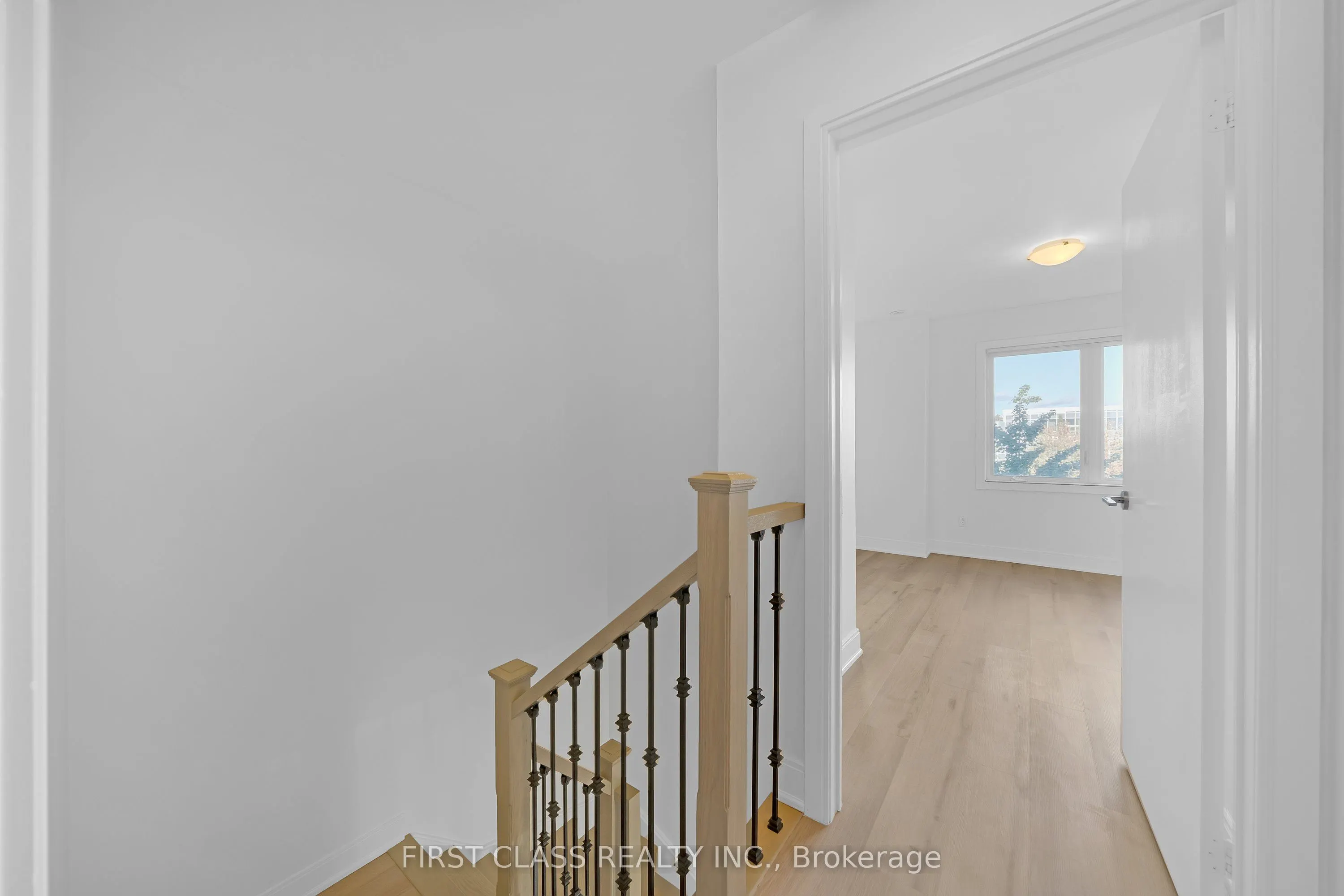 310 Village Green Square #14