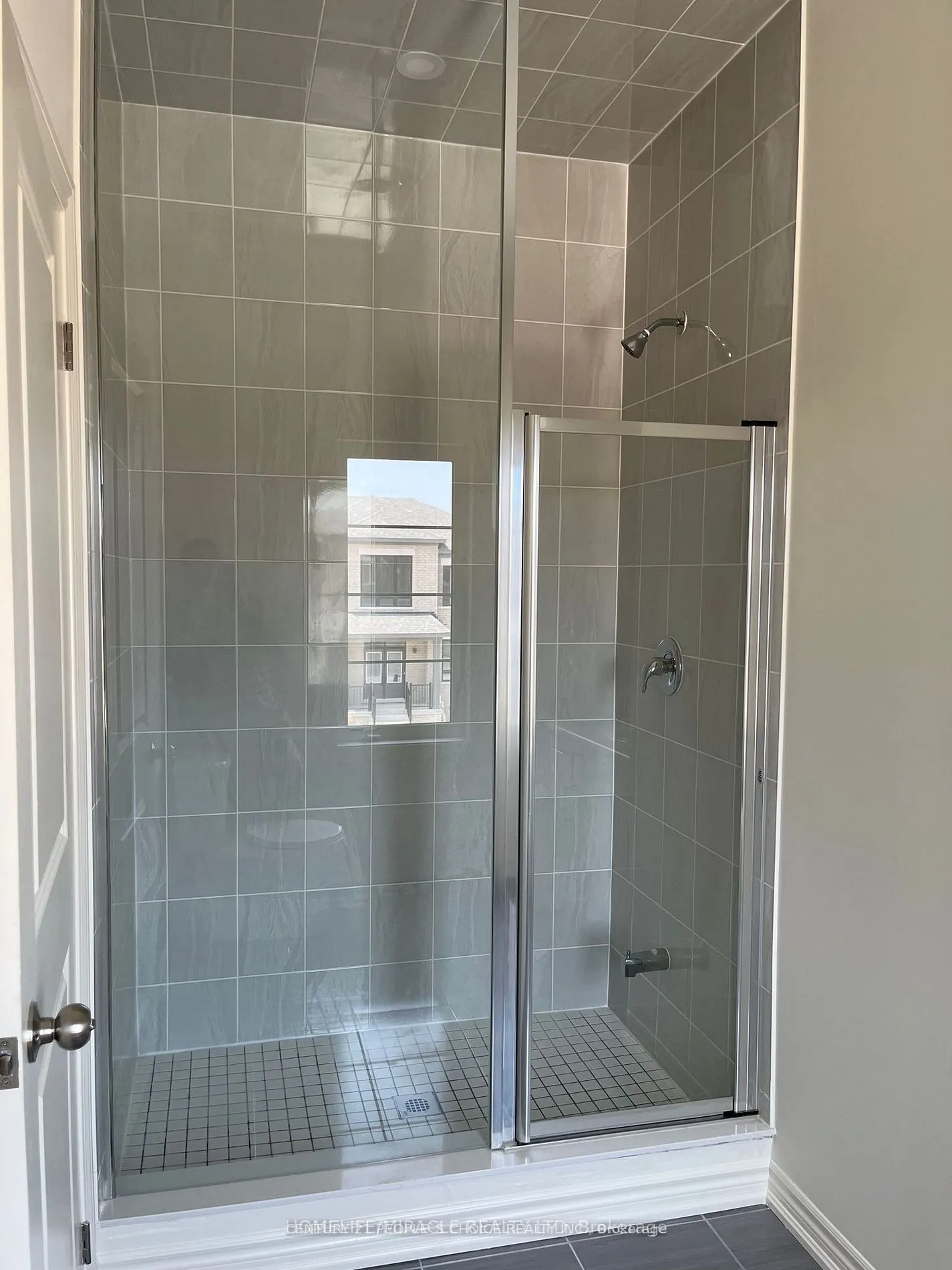 2144 Coppermine Street