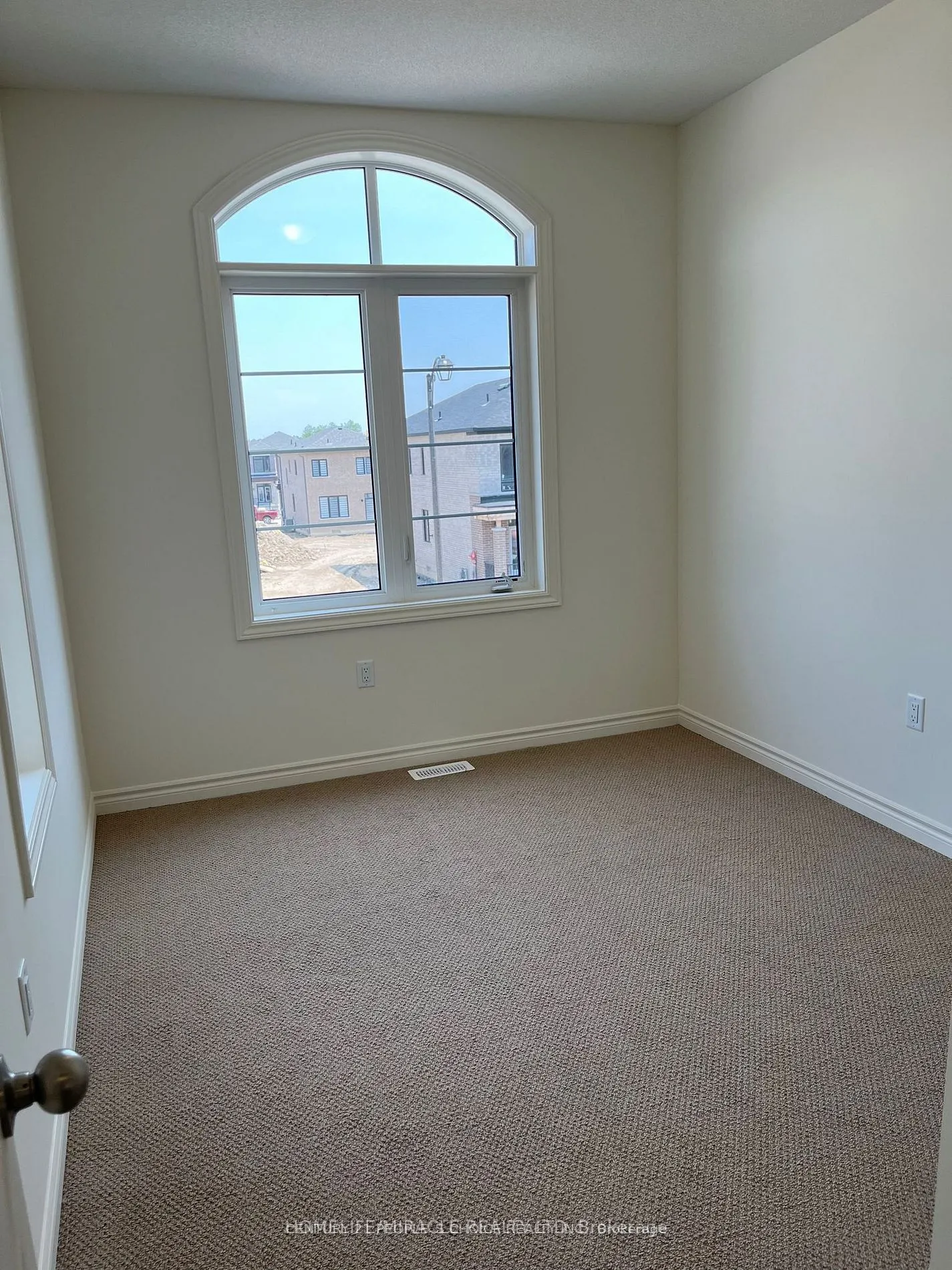 2144 Coppermine Street