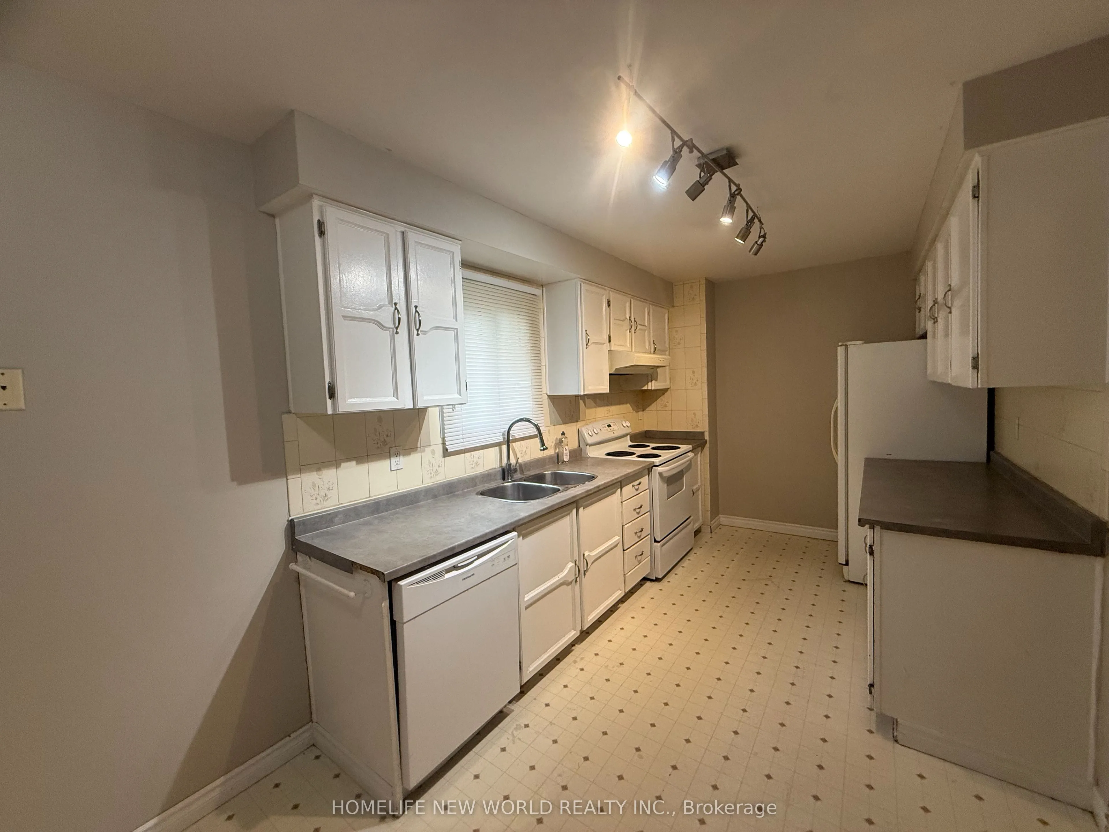 12 Jacob Drive #Main, Lower