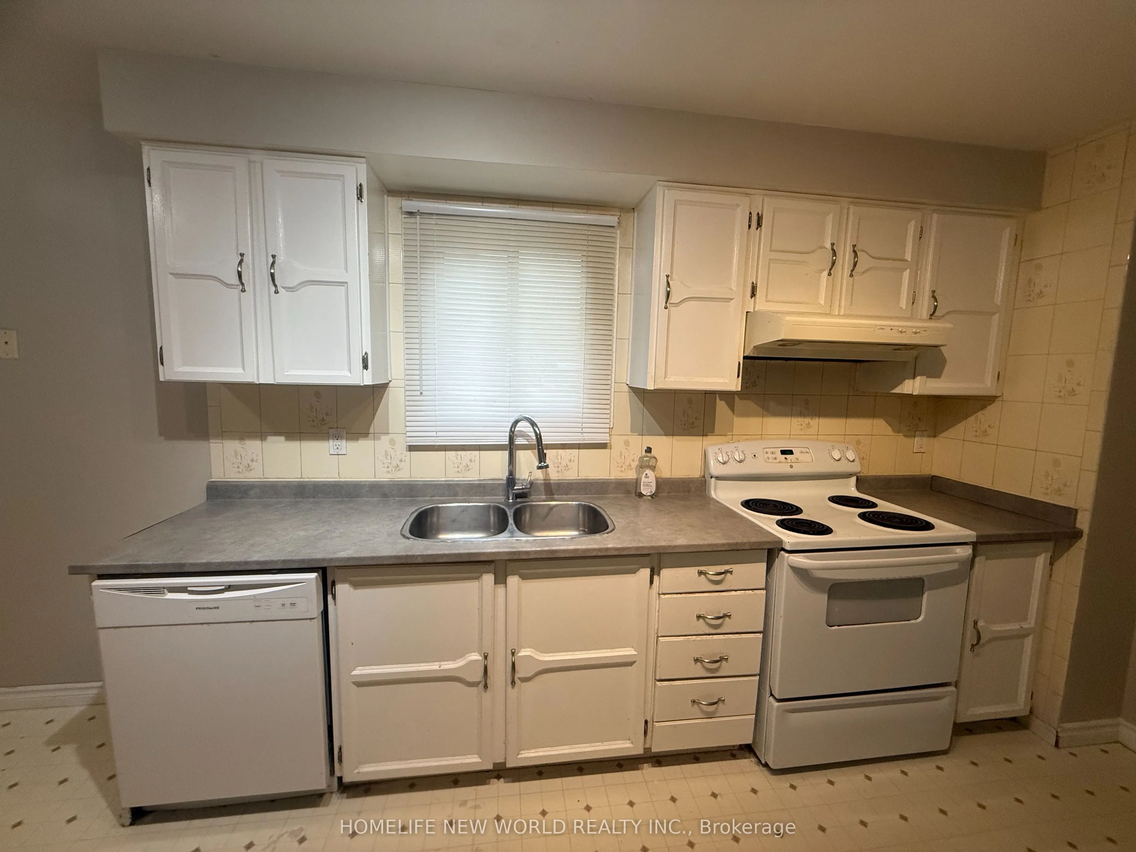 12 Jacob Drive #Main, Lower