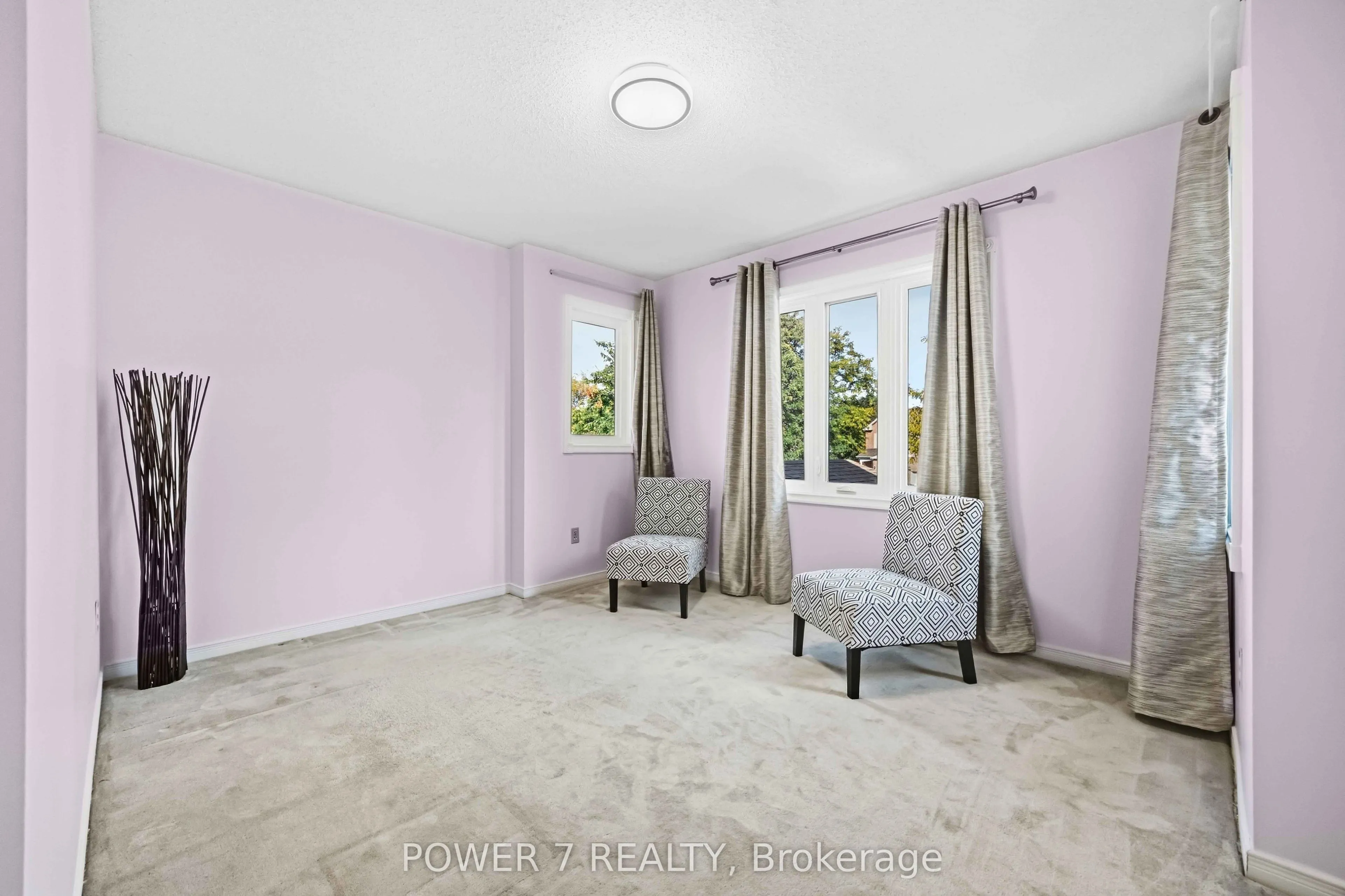 98 Sullivan Drive