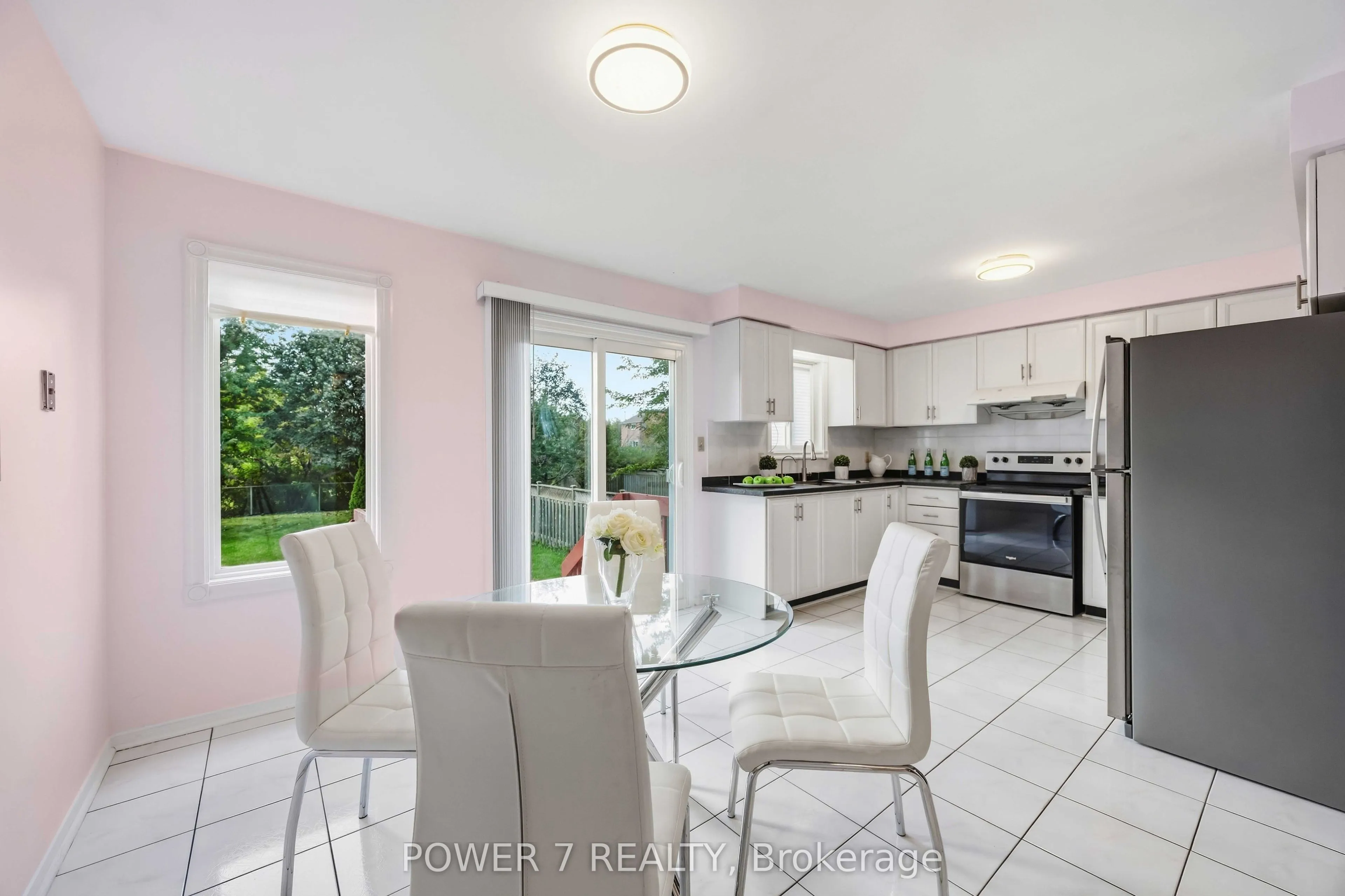 98 Sullivan Drive
