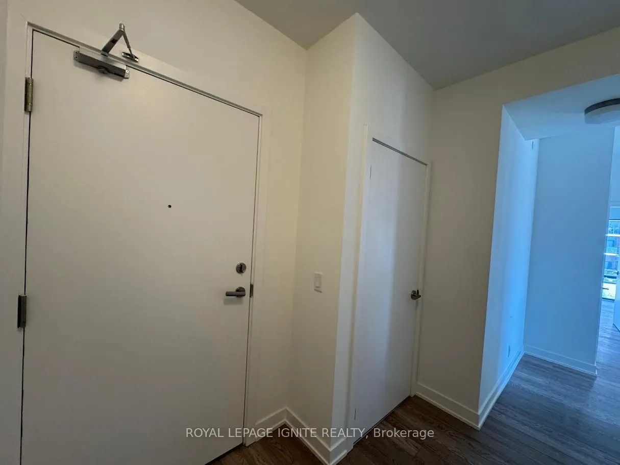 51 Clarington Boulevard #206