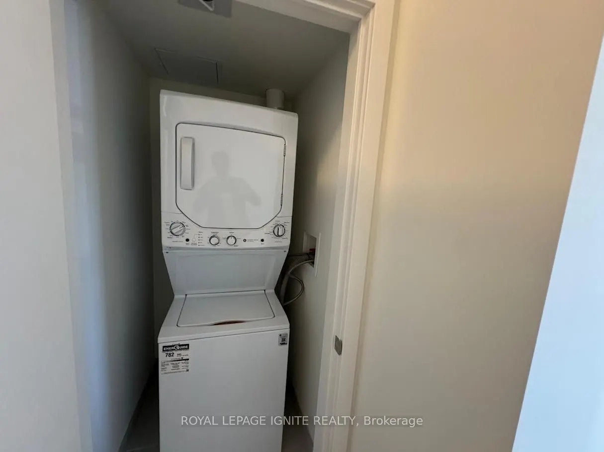 51 Clarington Boulevard #206