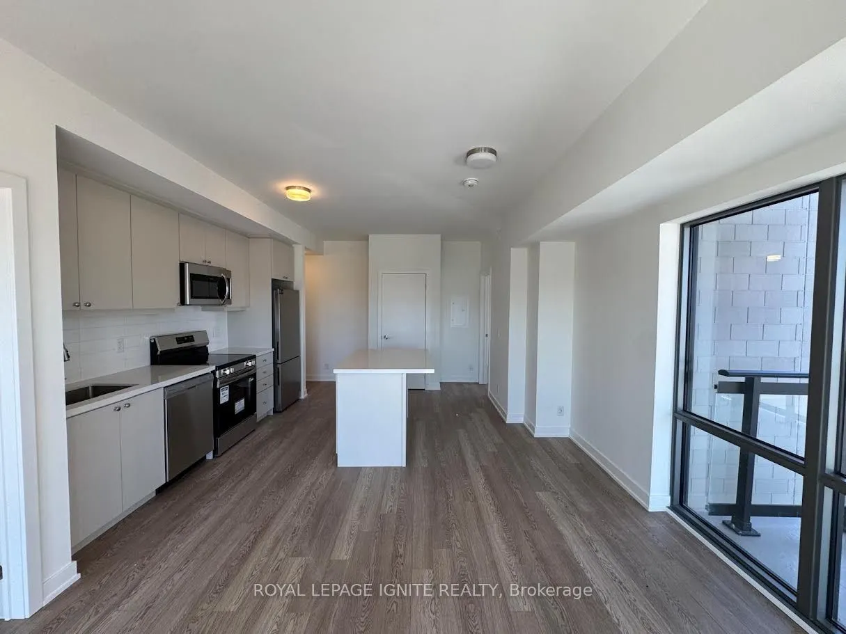 51 Clarington Boulevard #206
