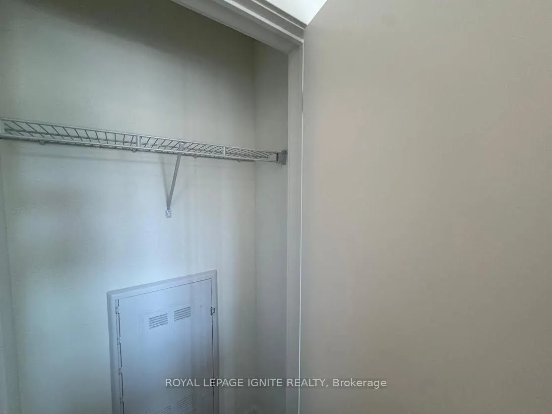 51 Clarington Boulevard #206
