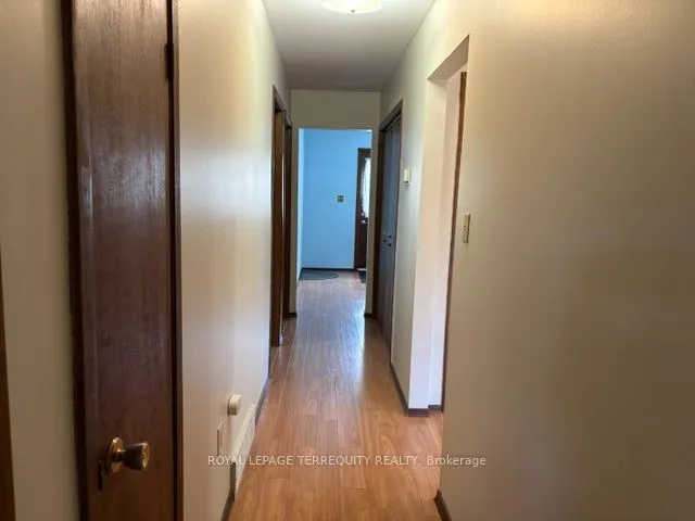 320 Myrtle Road E