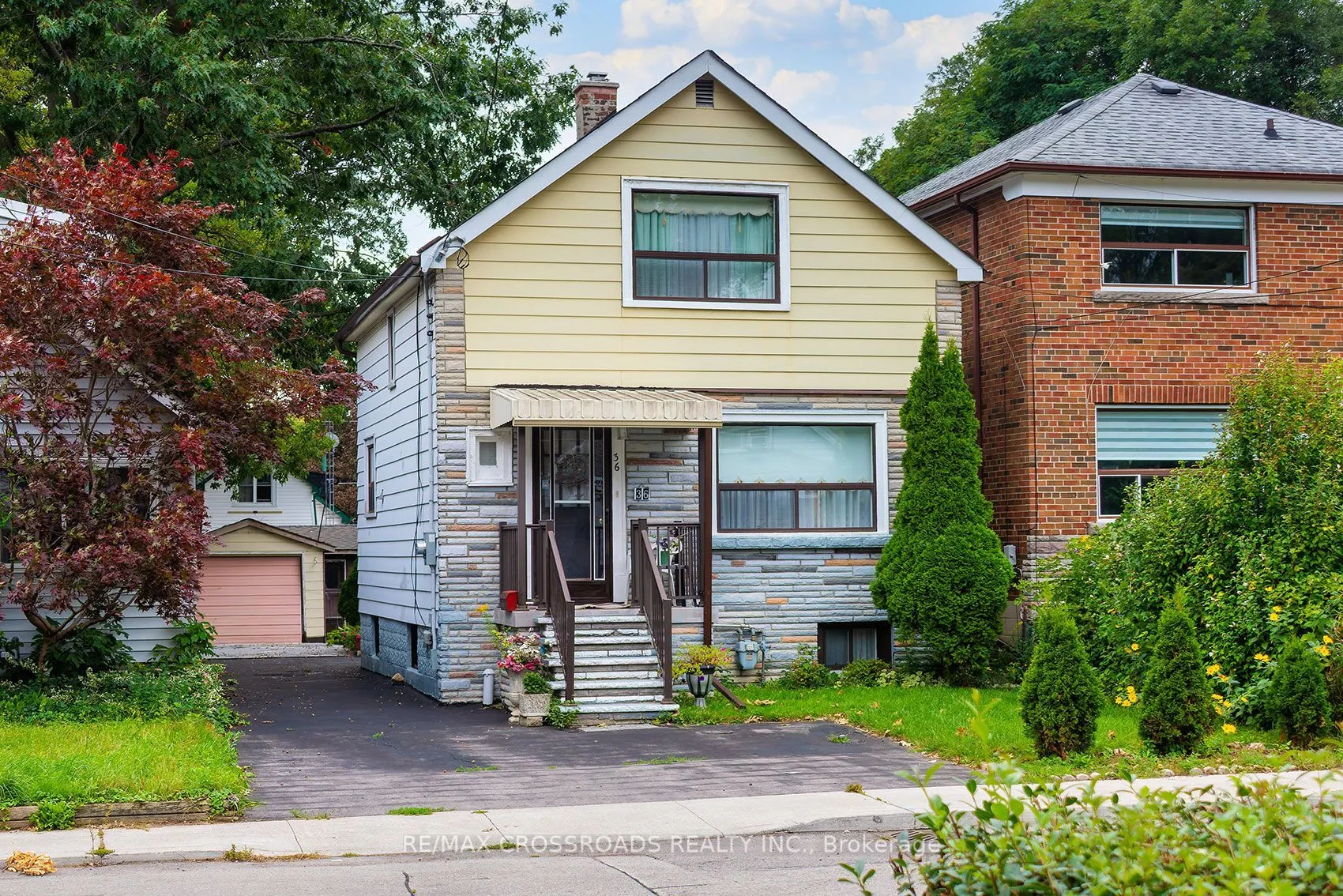 36 Mcdonald Avenue