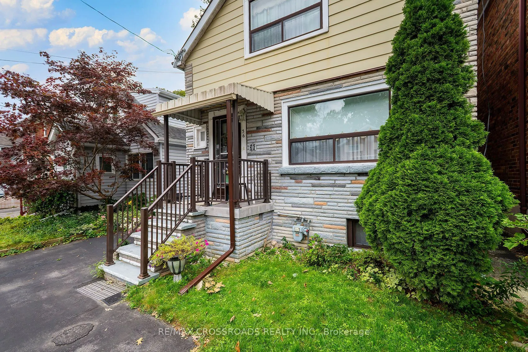 36 Mcdonald Avenue