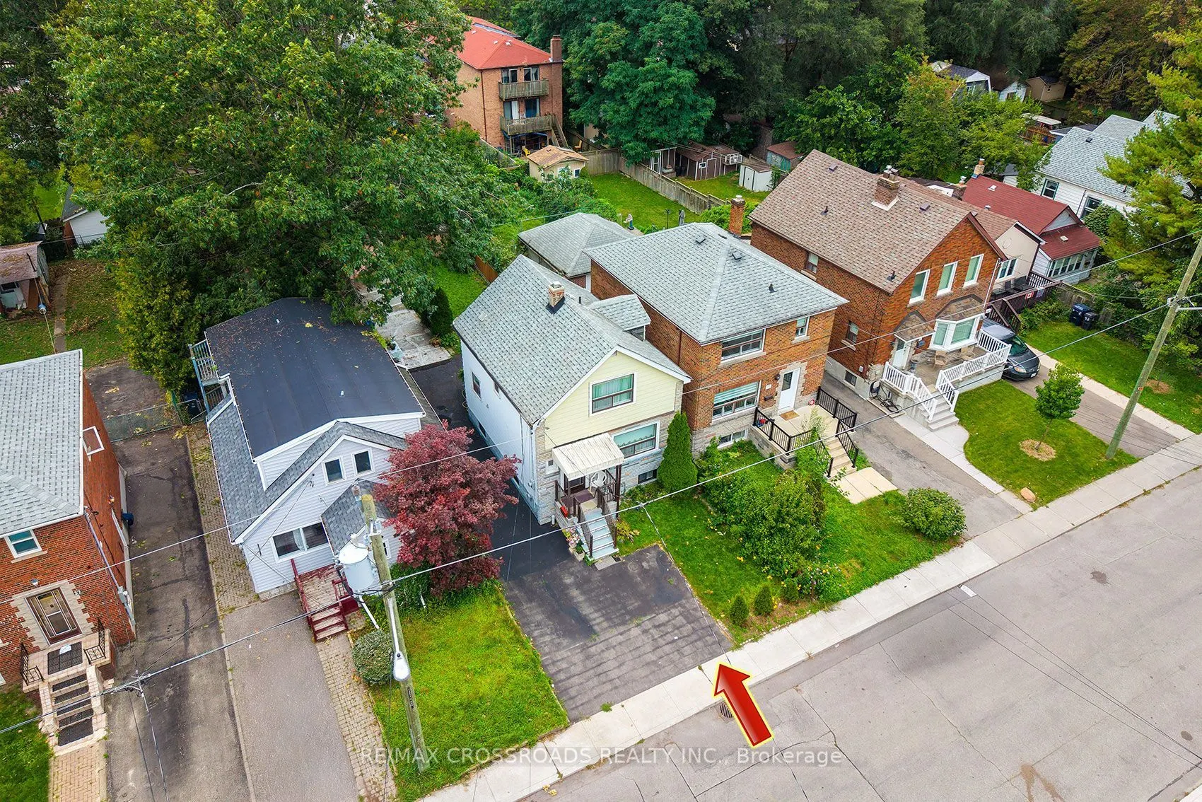 36 Mcdonald Avenue