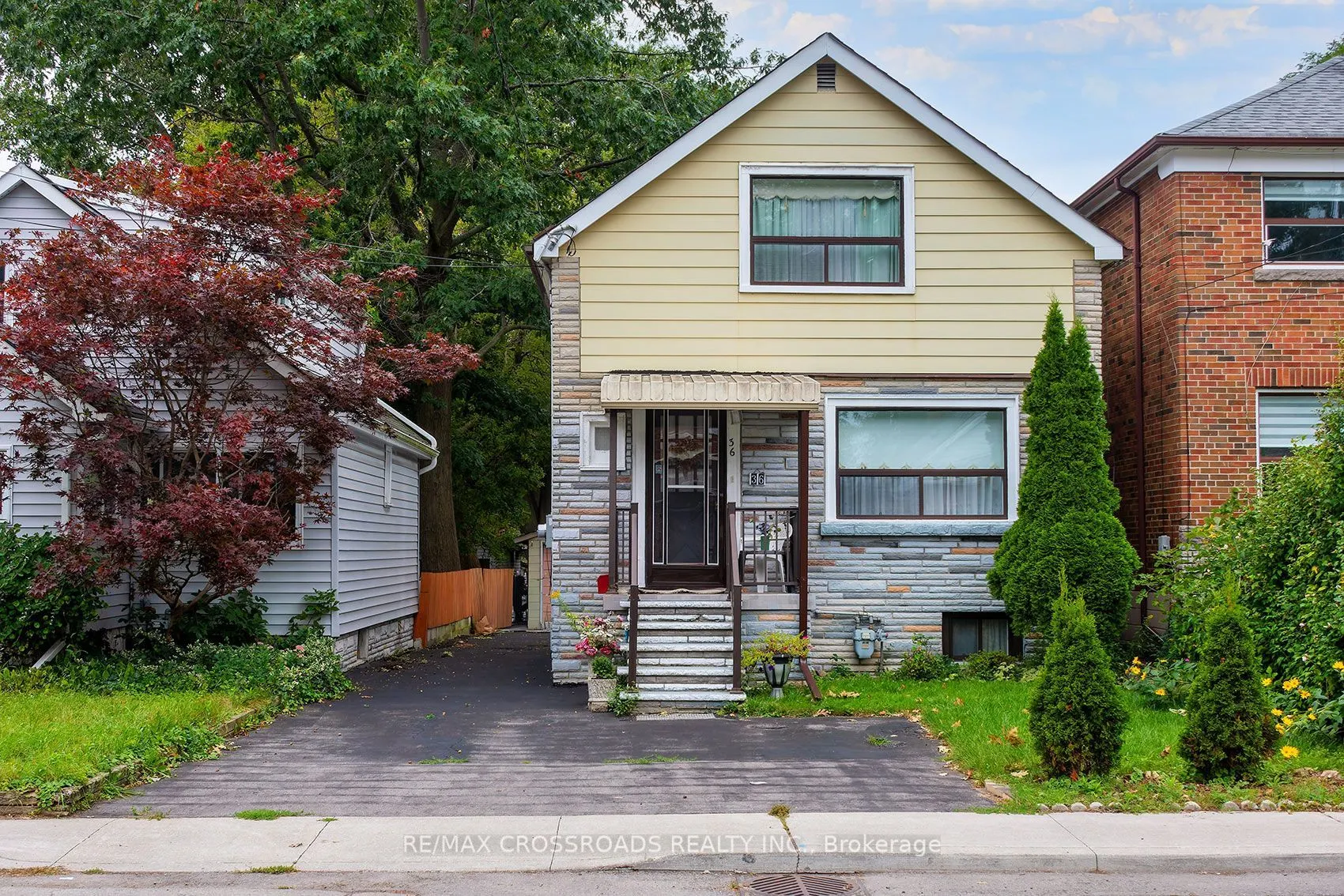 36 Mcdonald Avenue