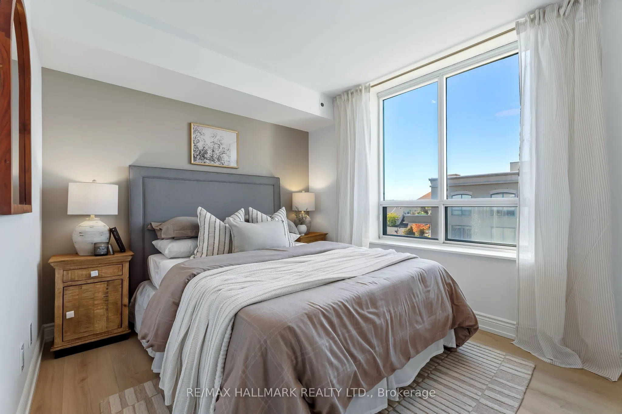 1797 Queen Street E #404