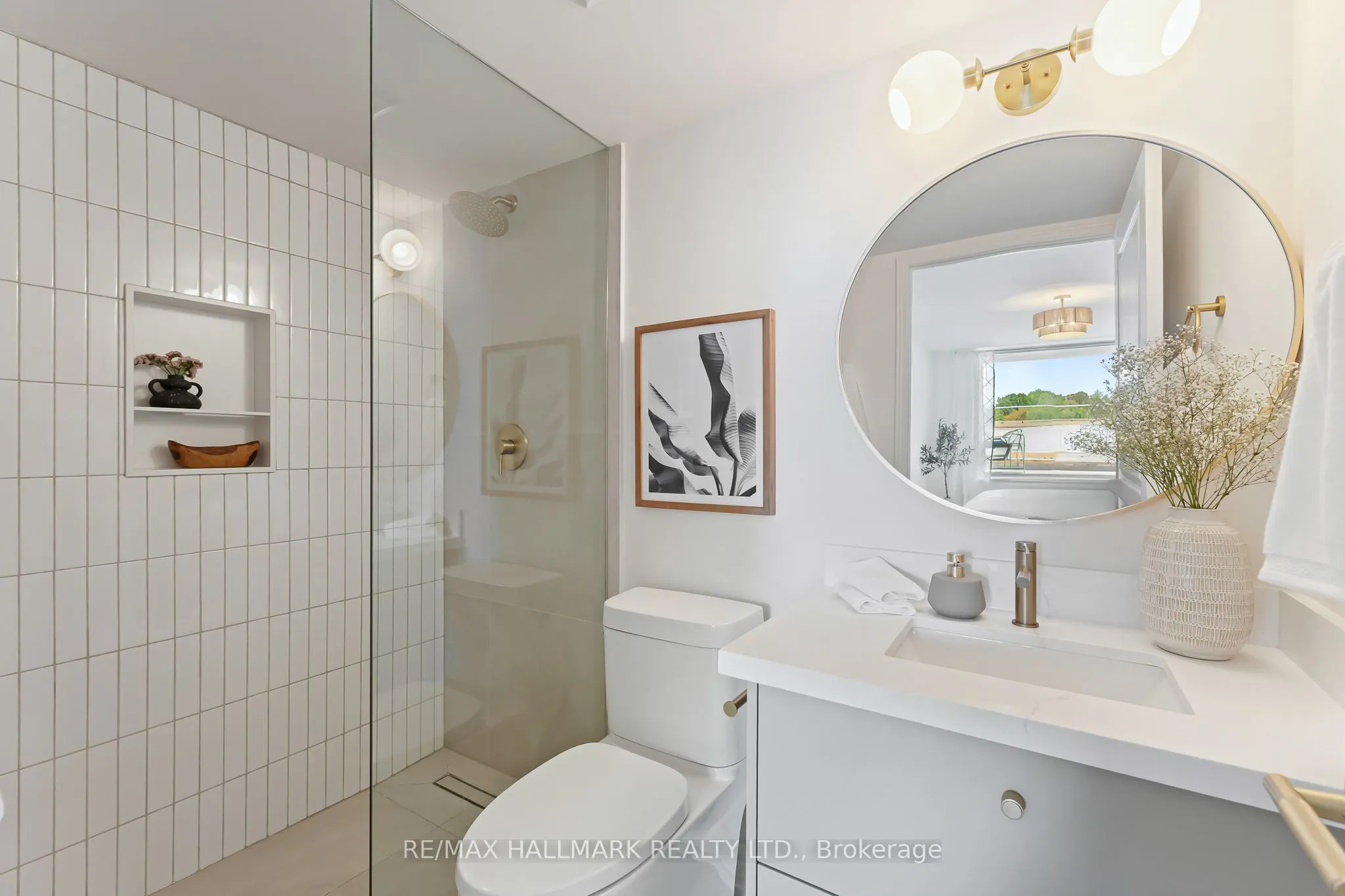 1797 Queen Street E #404