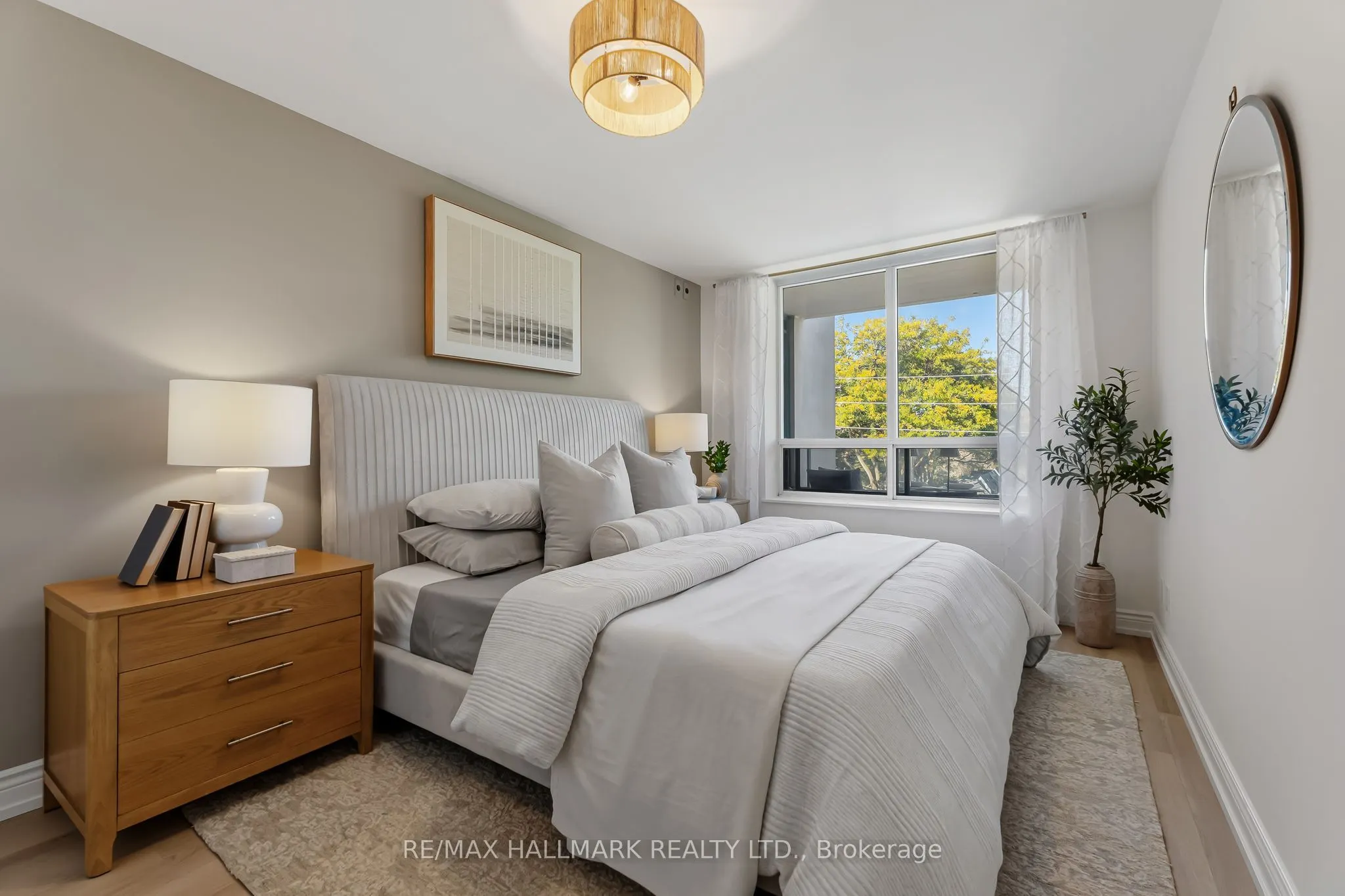 1797 Queen Street E #404