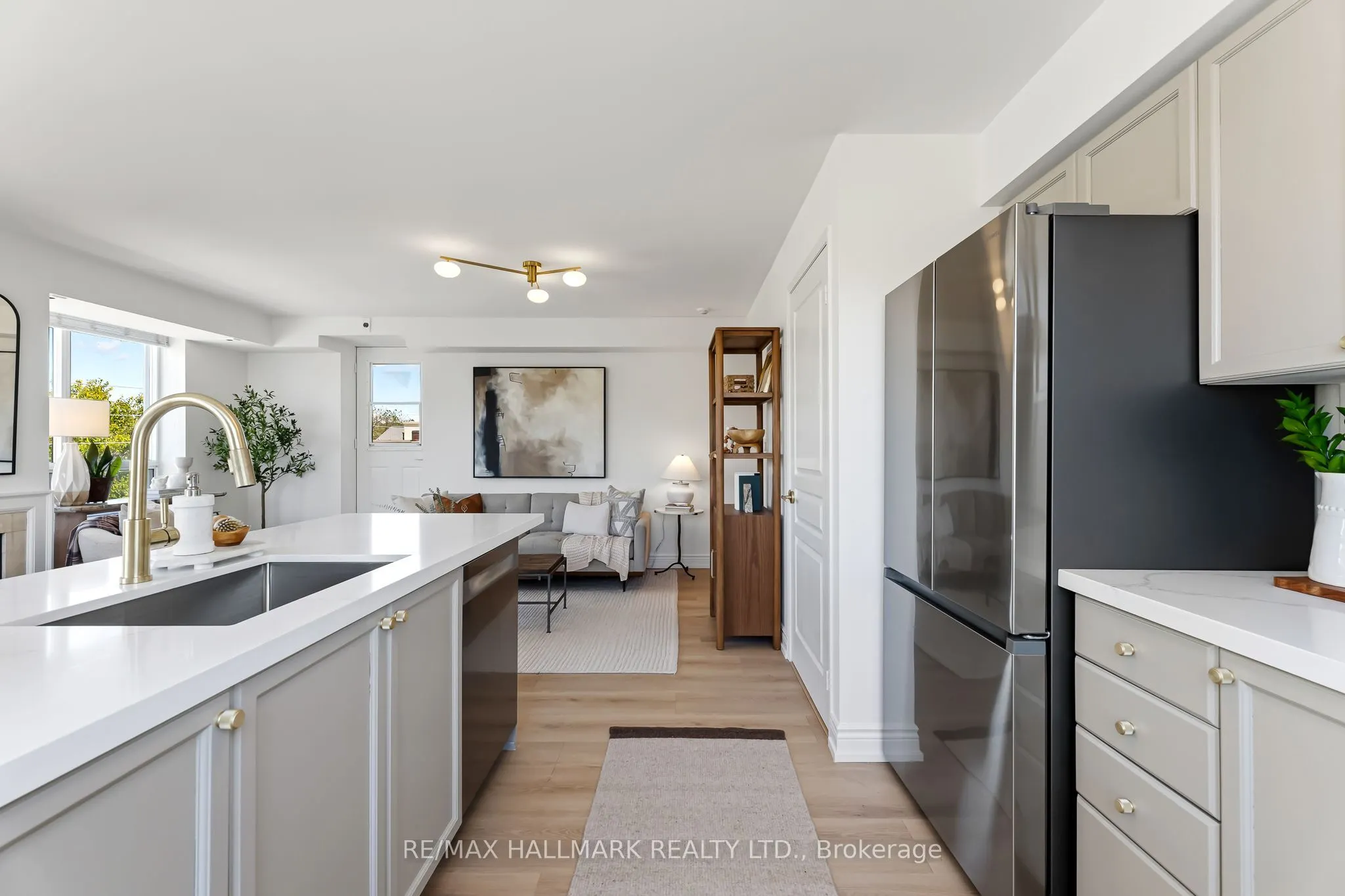 1797 Queen Street E #404