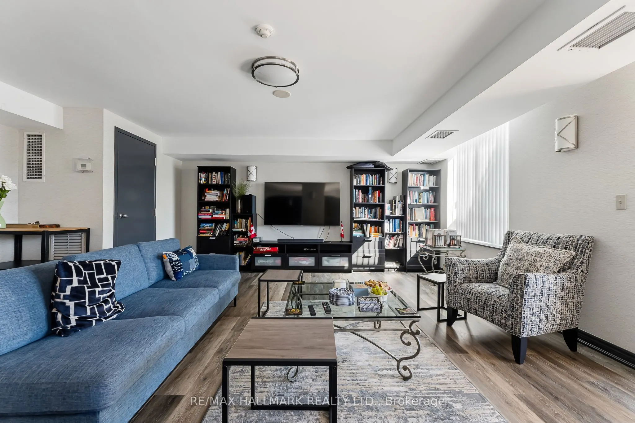 1797 Queen Street E #404