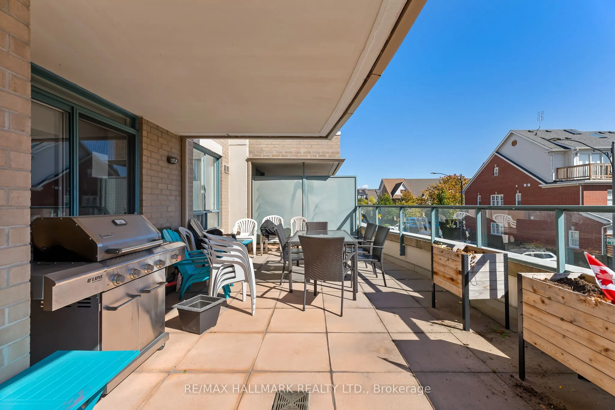 1797 Queen Street E #404