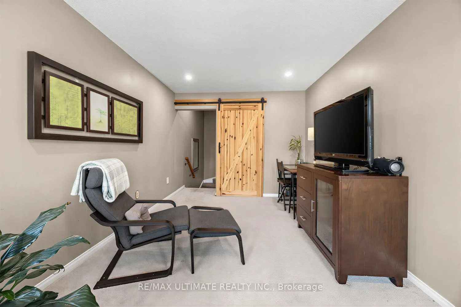 42 Landerville Lane