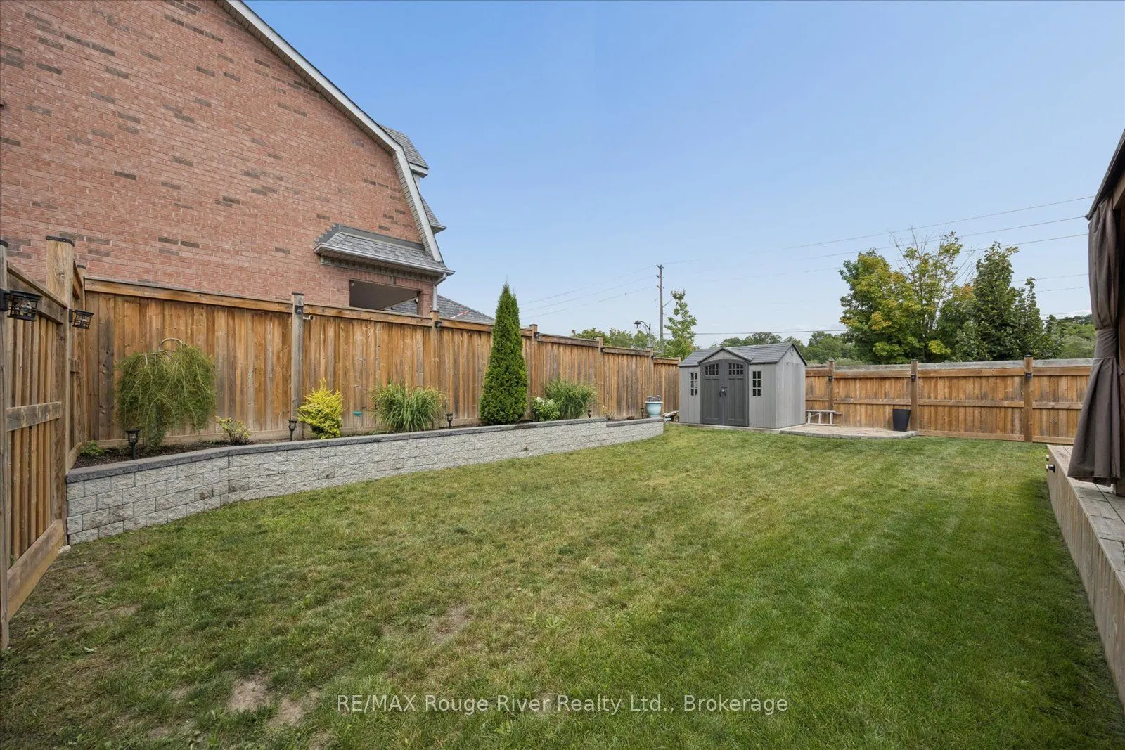10 Windbreak Crescent
