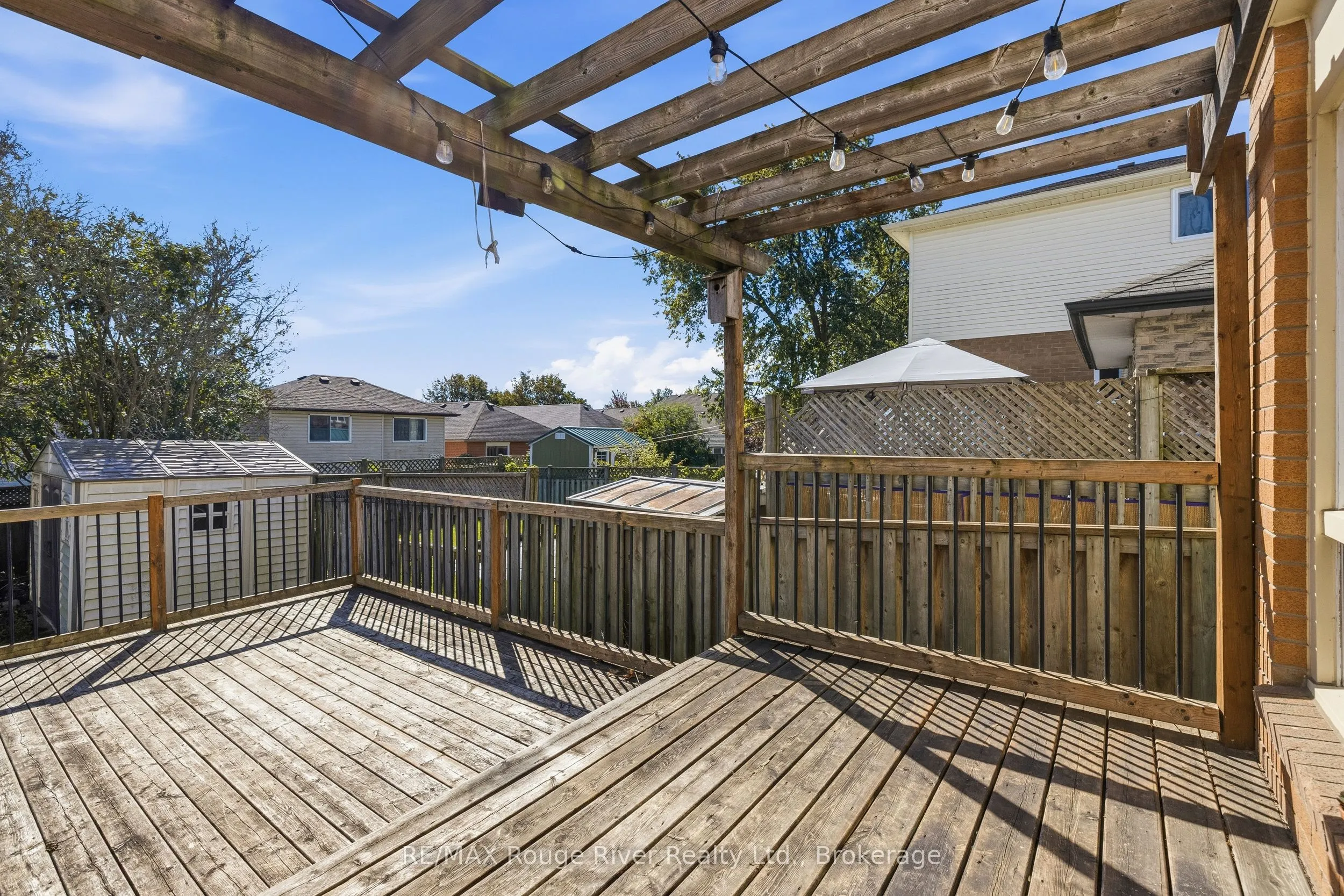 95 B Concession Street E