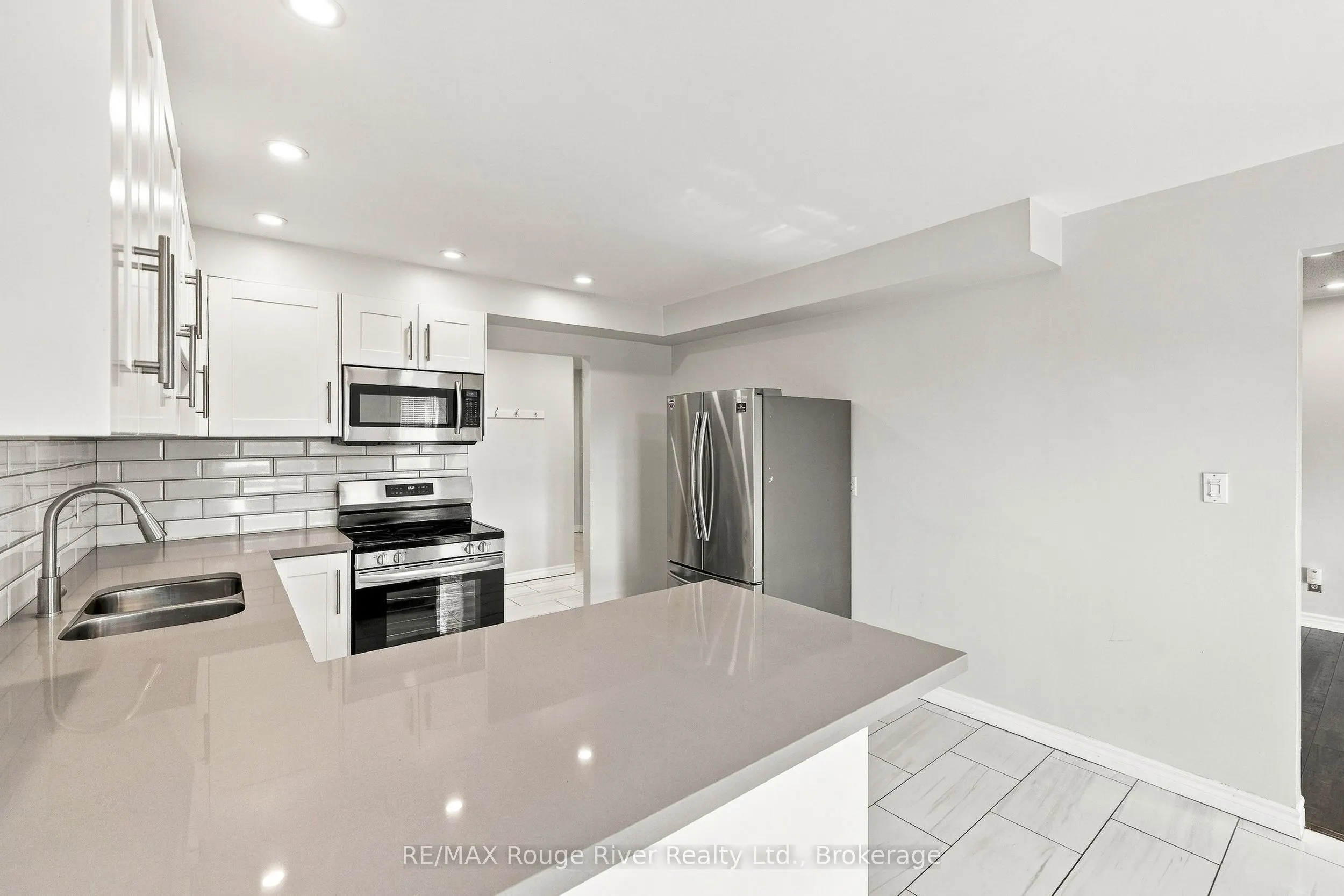 95 B Concession Street E