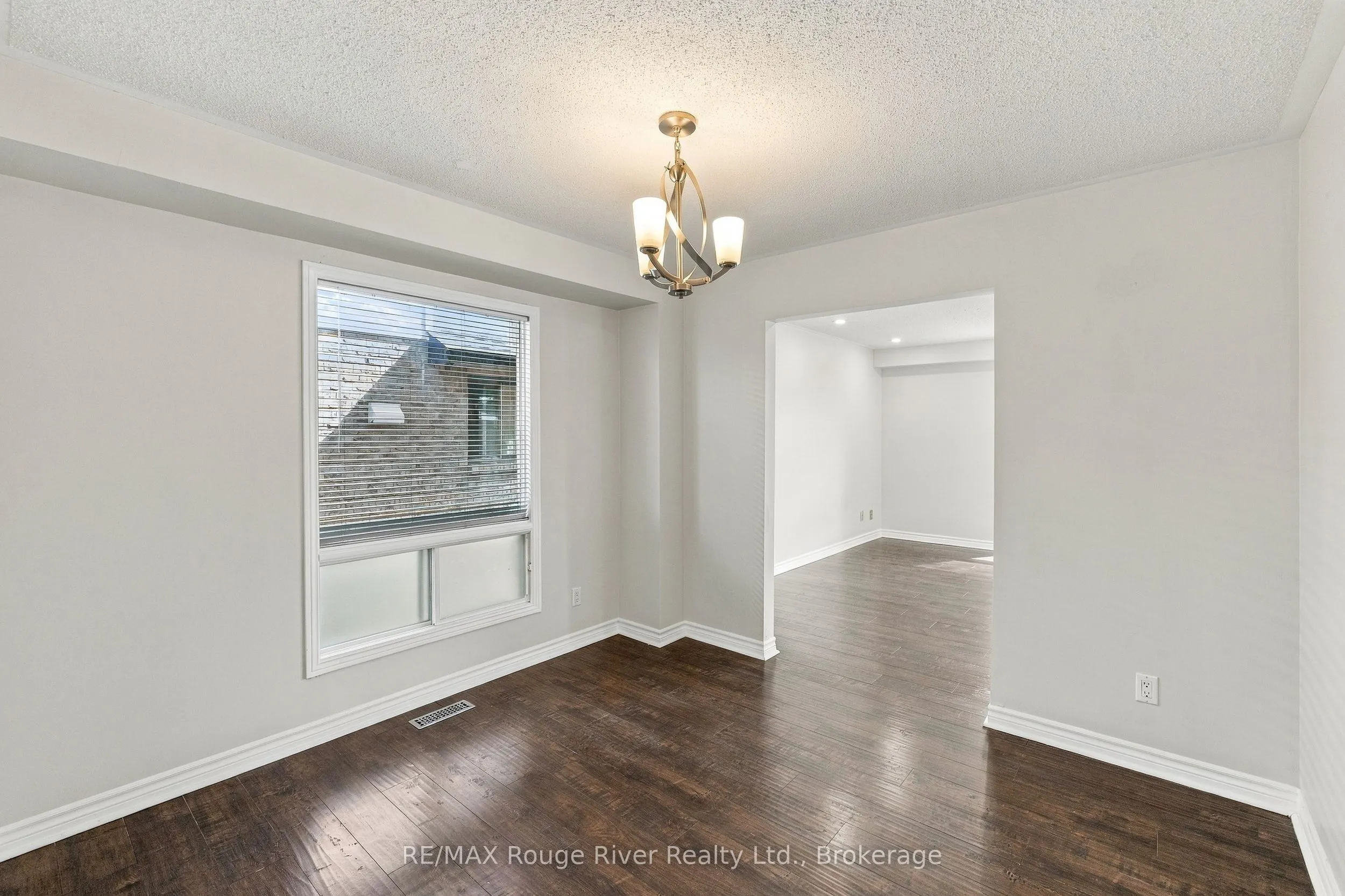 95 B Concession Street E