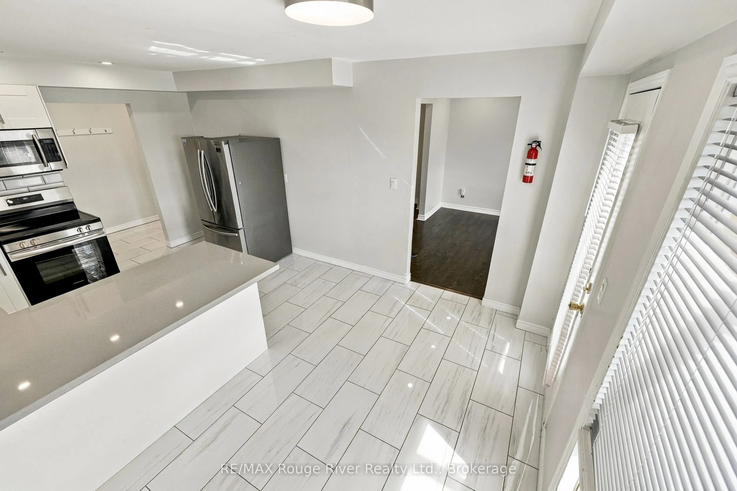 95 B Concession Street E