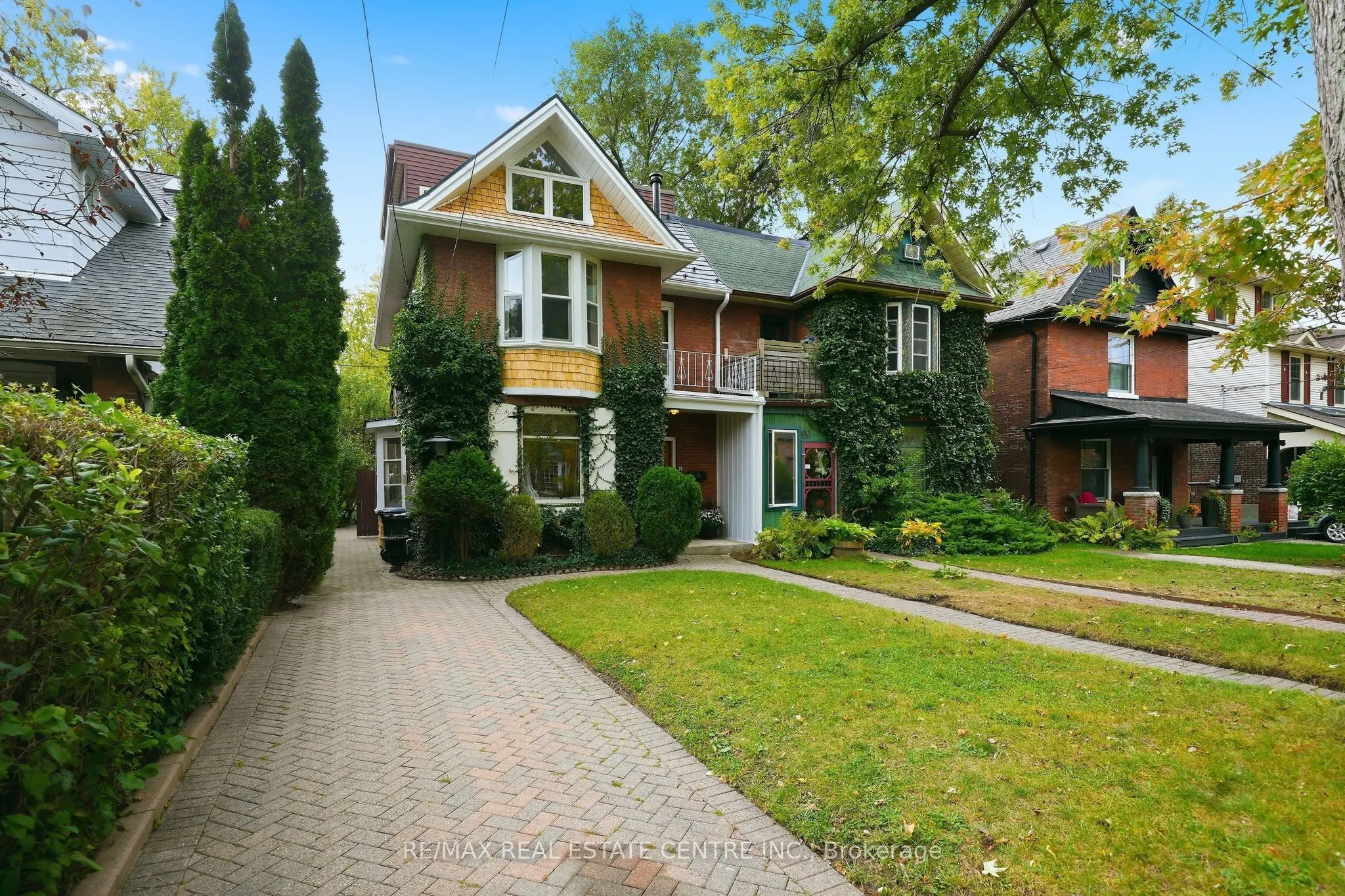 71 Lyall Avenue