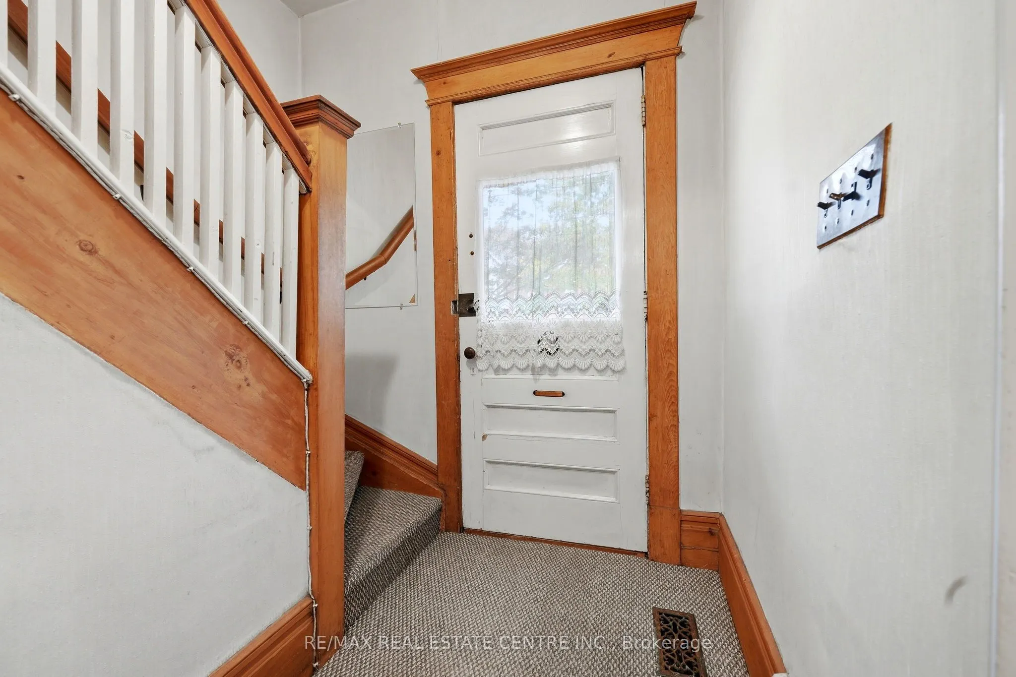 71 Lyall Avenue