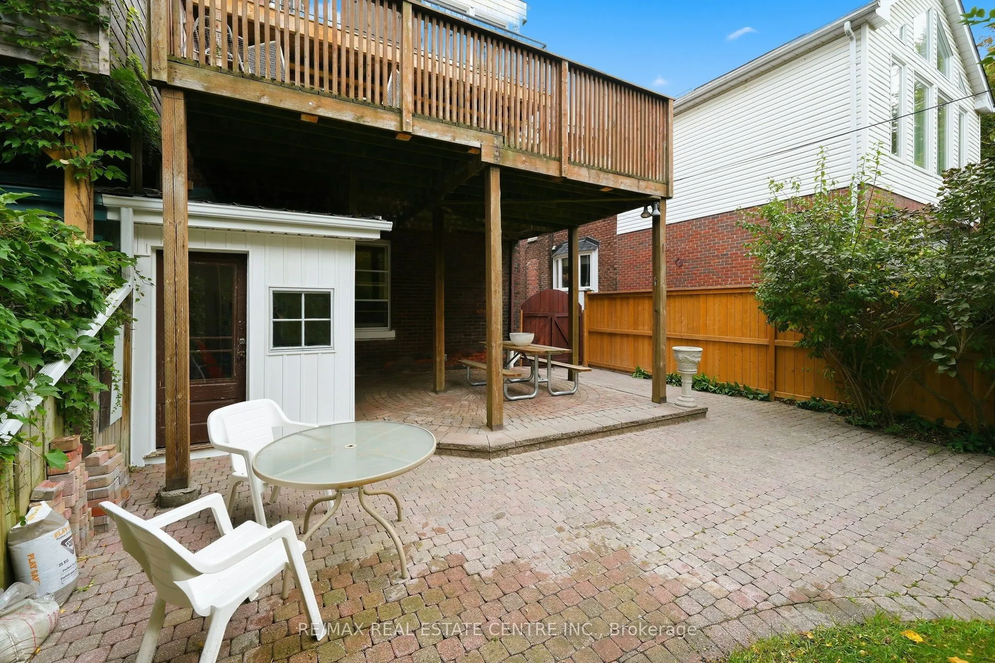 71 Lyall Avenue