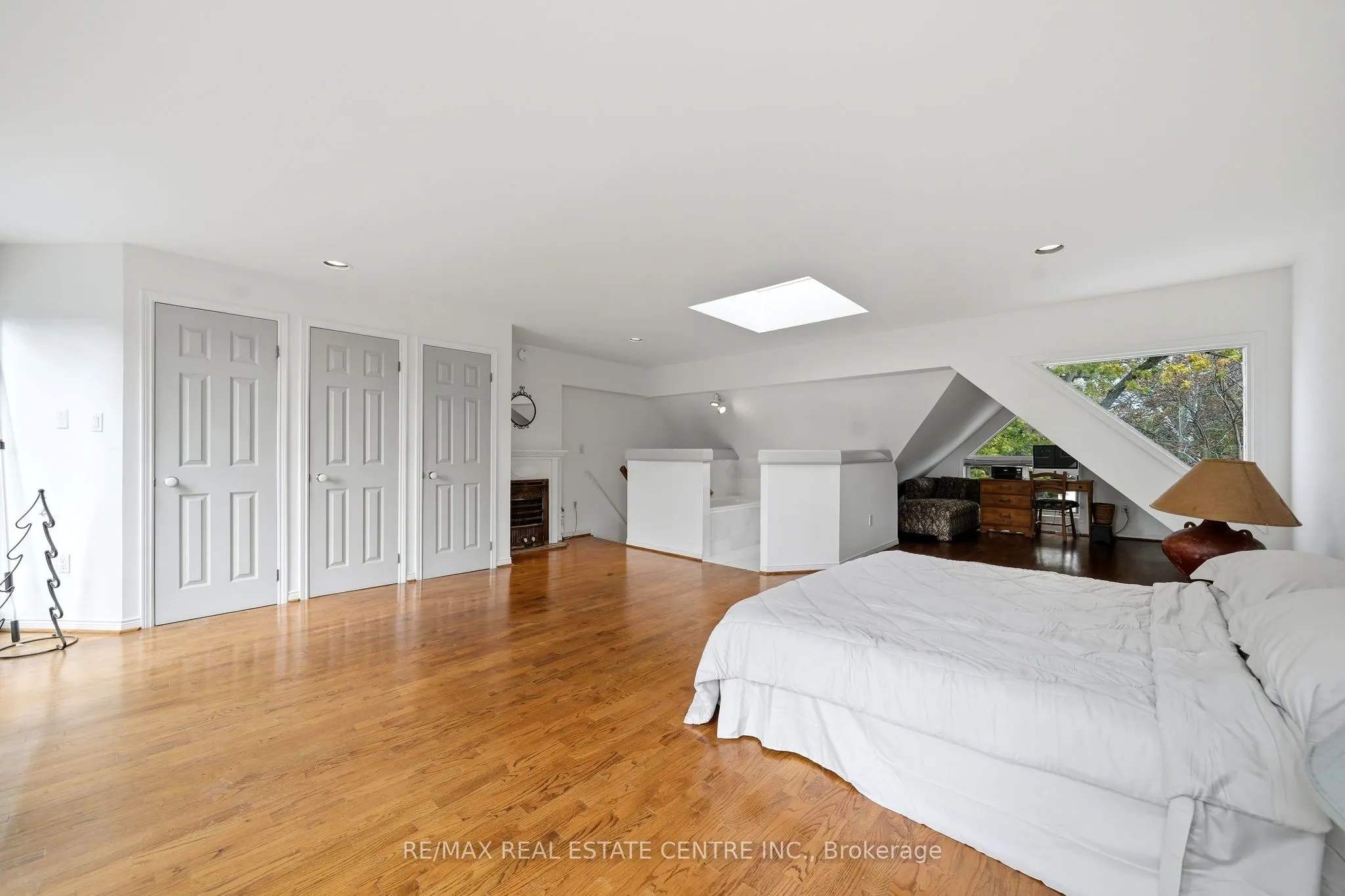 71 Lyall Avenue