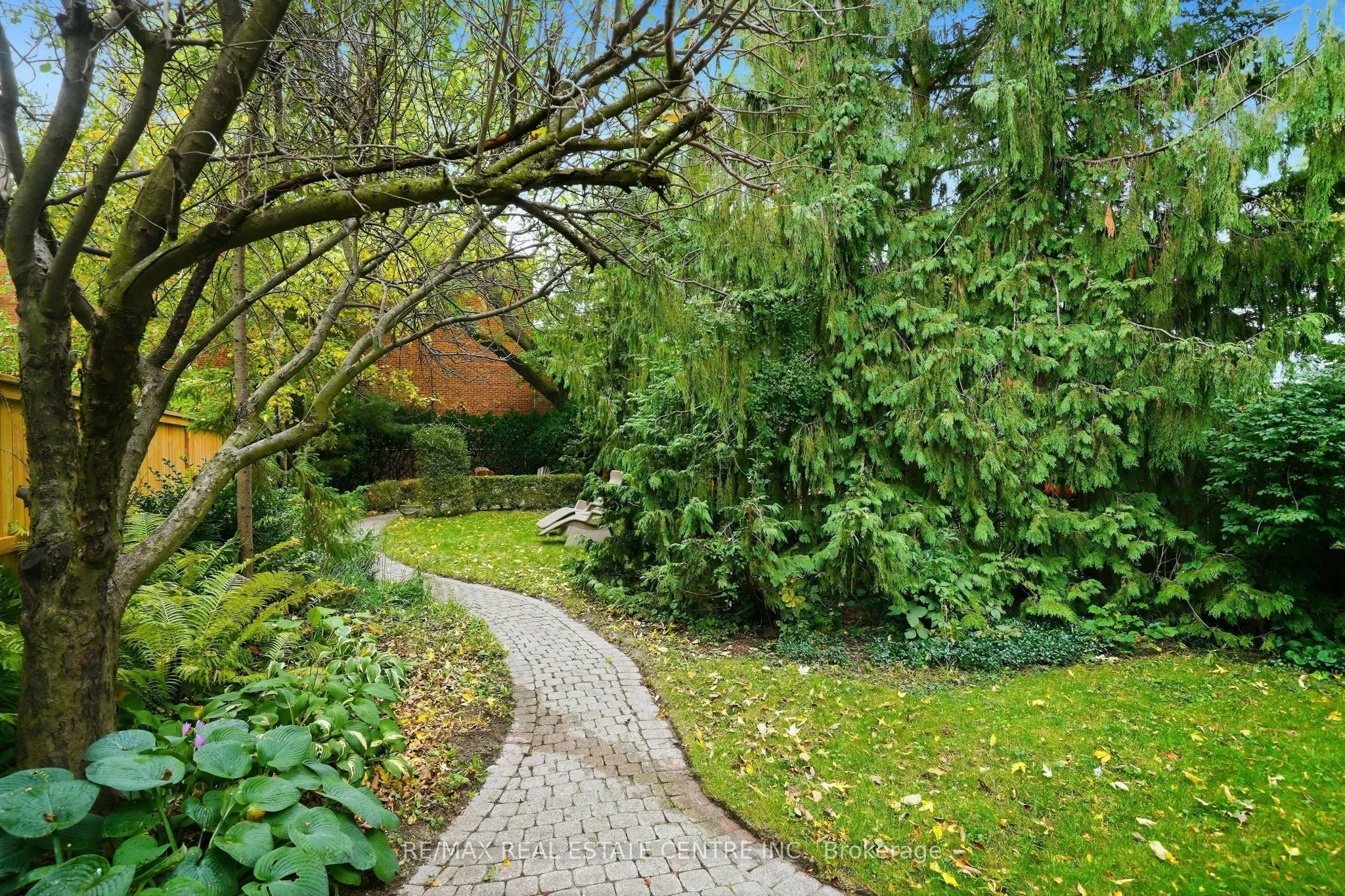 71 Lyall Avenue
