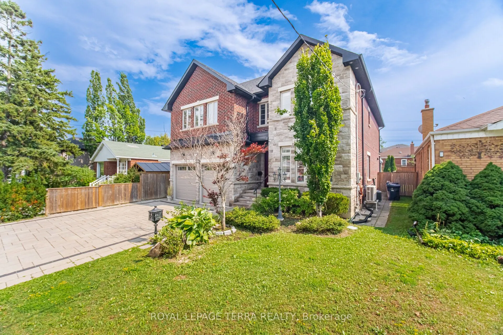 27 Minford Avenue