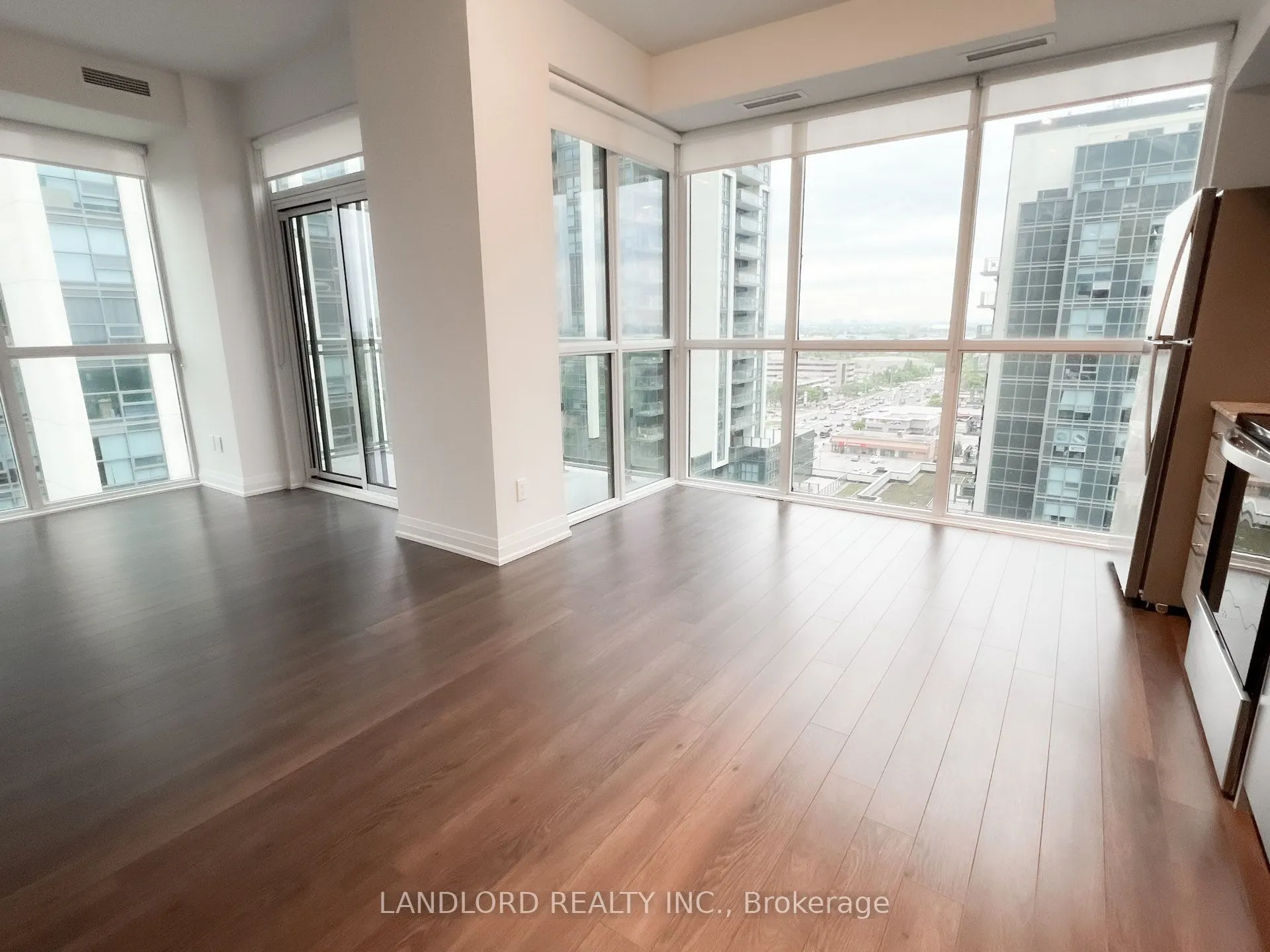 10 Meadowglen Place #1202